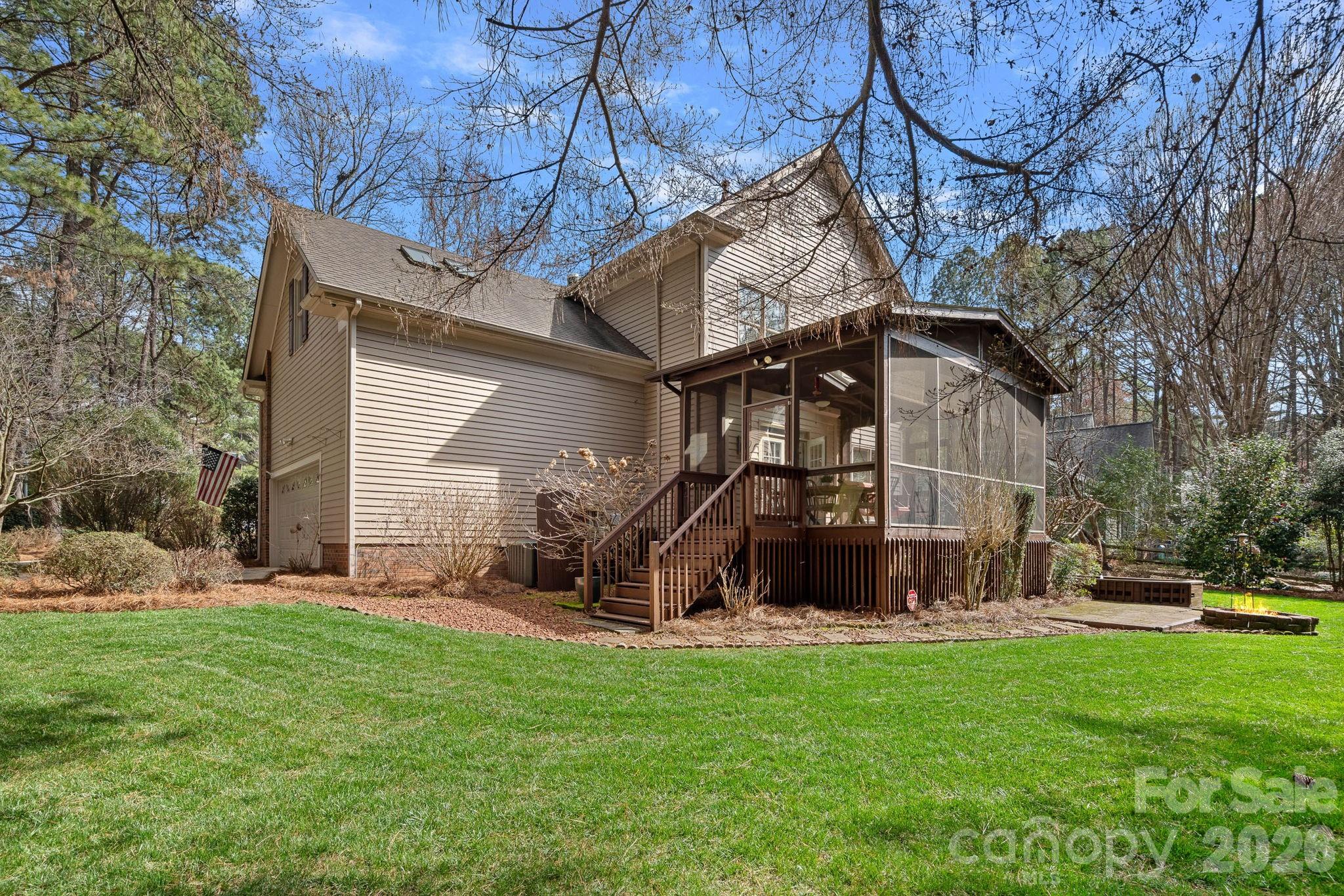 115 Pine Cliff Lane