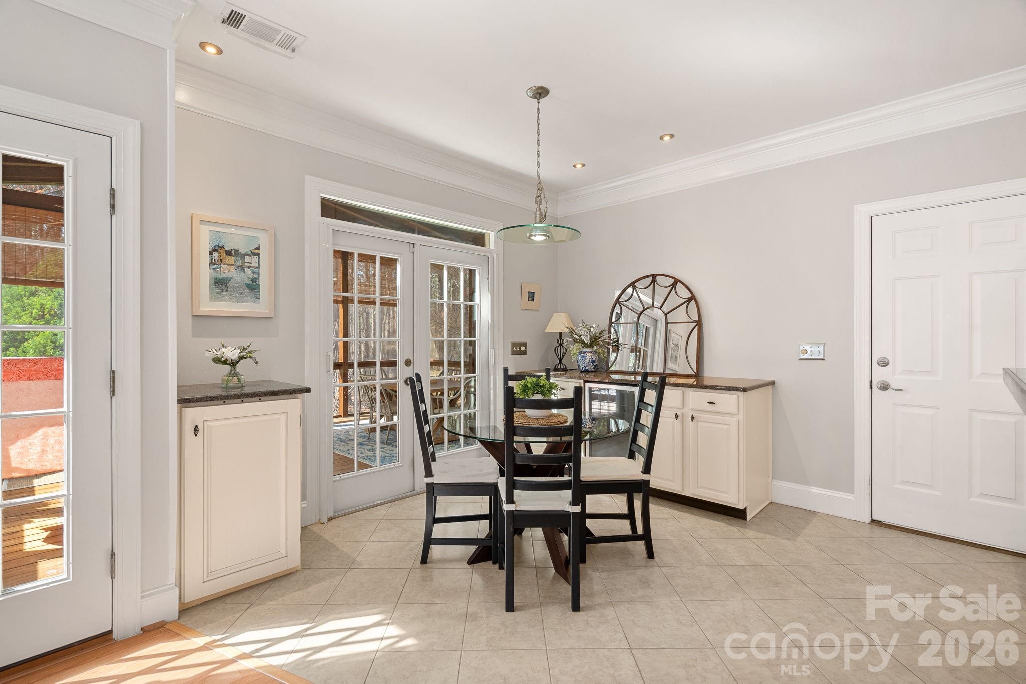 115 Pine Cliff Lane