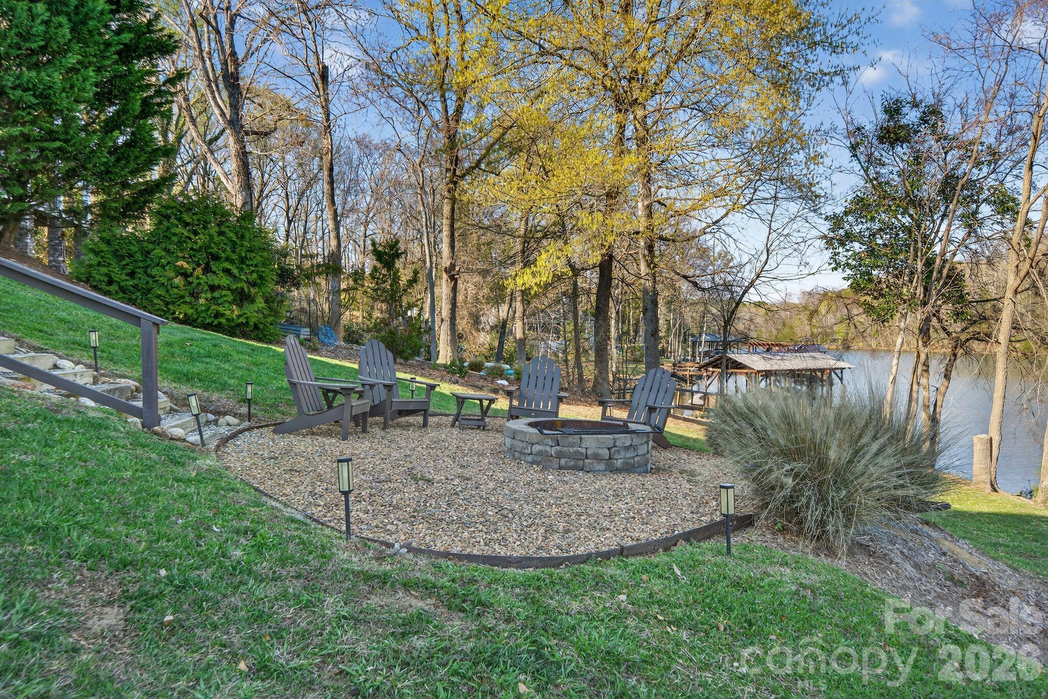 8428 Island Point Road