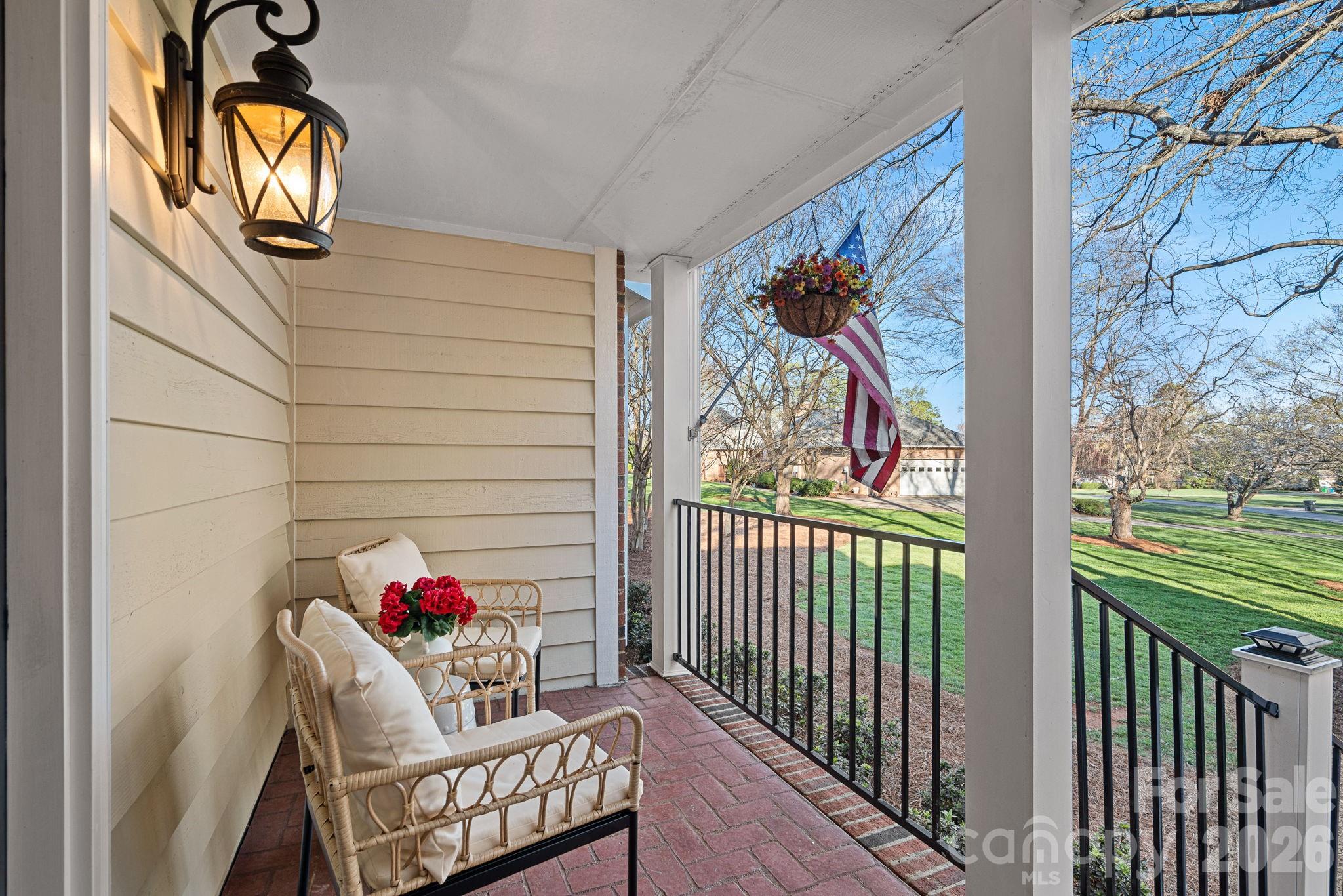 134 Lawrence Tee Lane