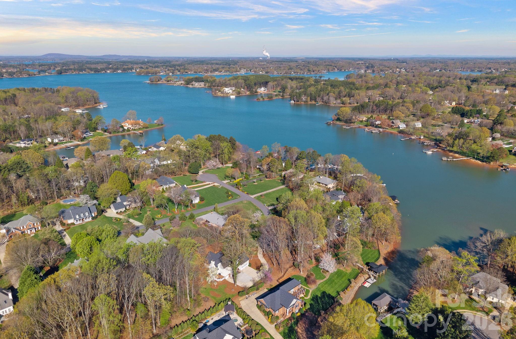 134 Lawrence Tee Lane