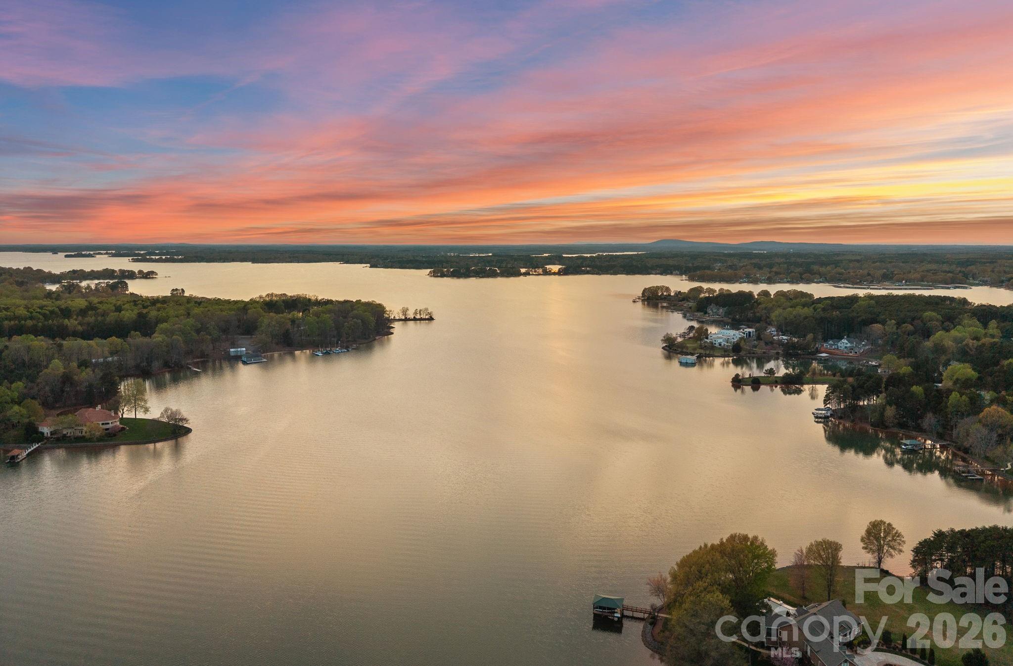 134 Lawrence Tee Lane