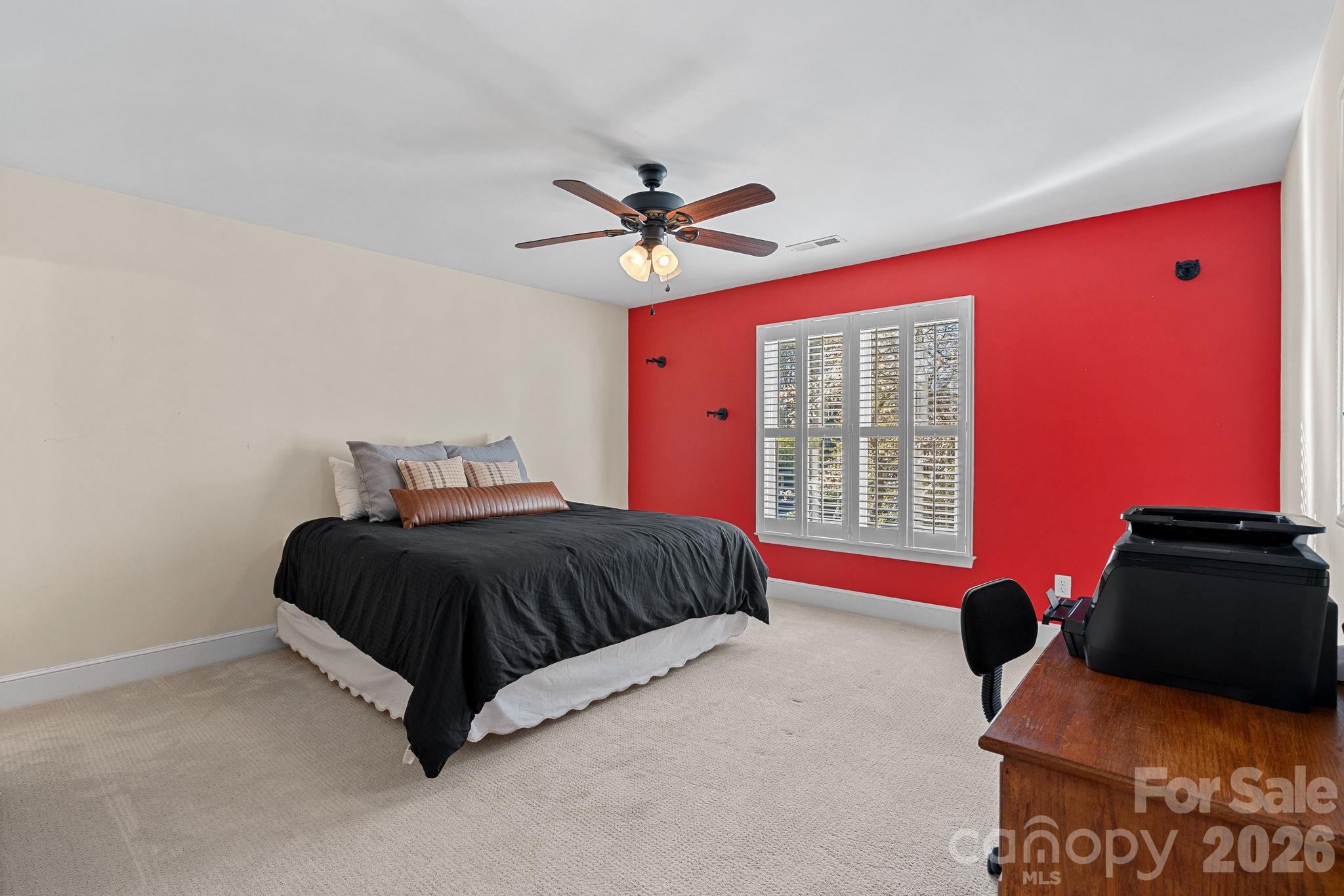 134 Lawrence Tee Lane