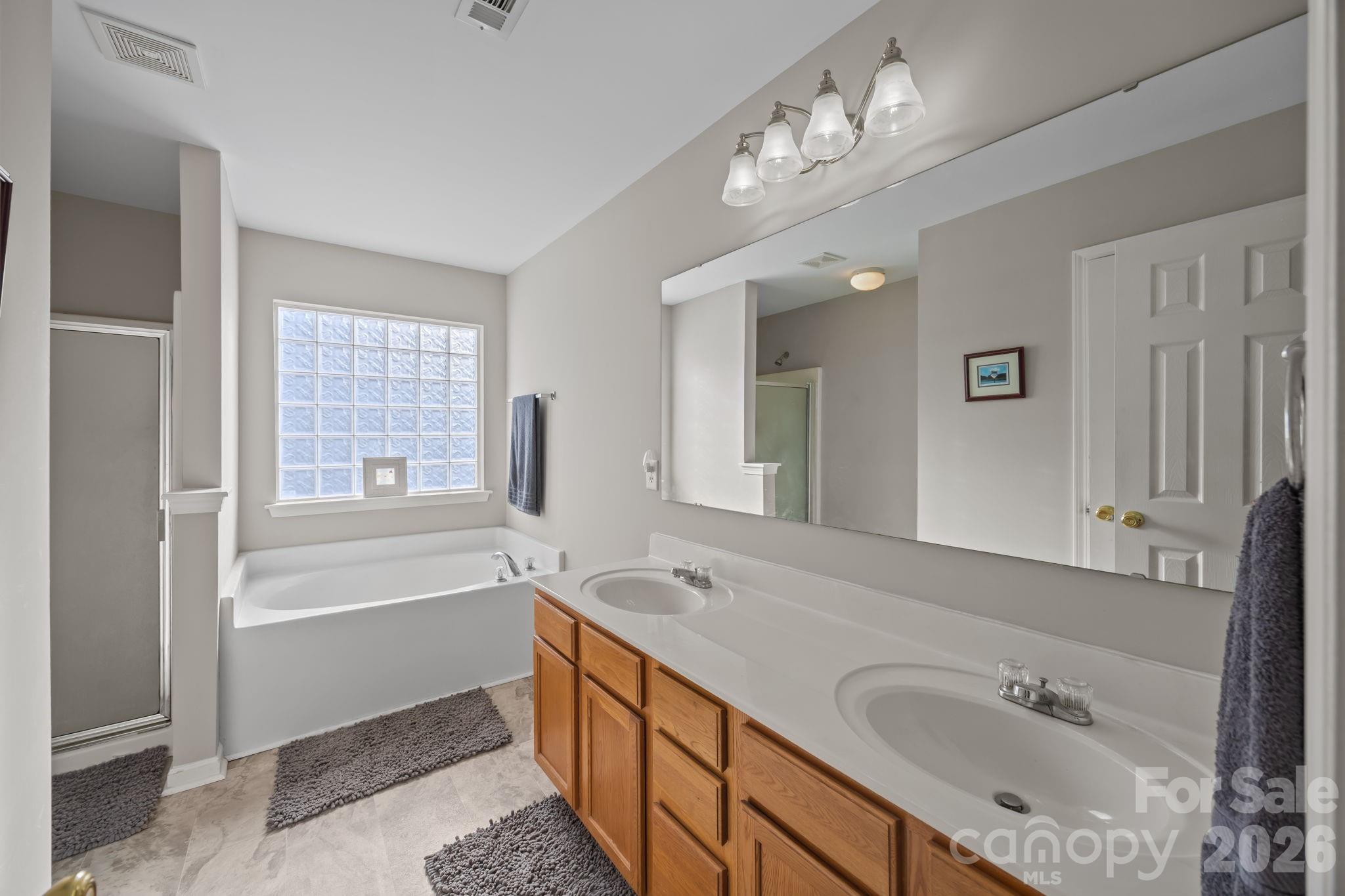 124 Wedge View Way