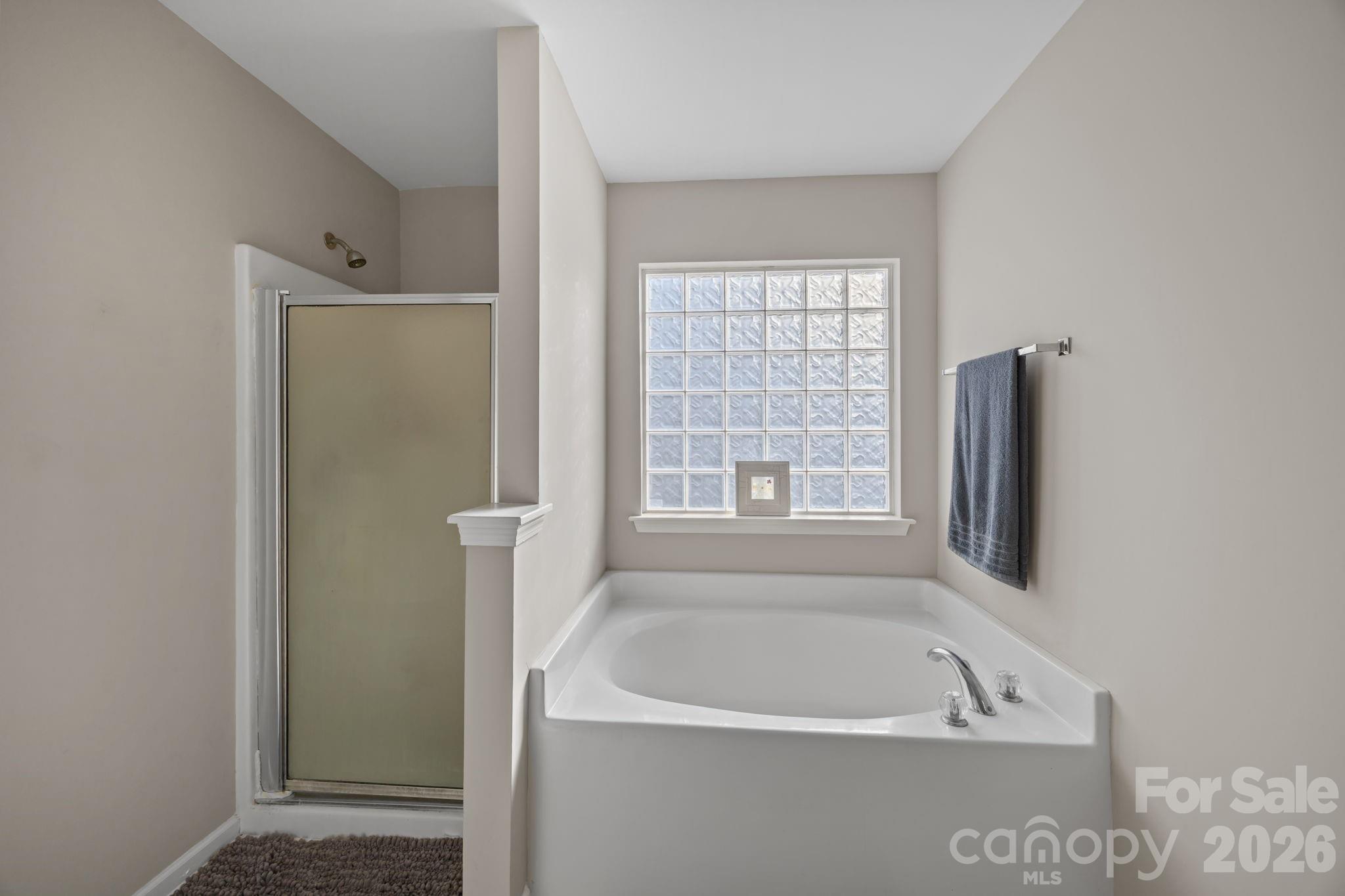 124 Wedge View Way