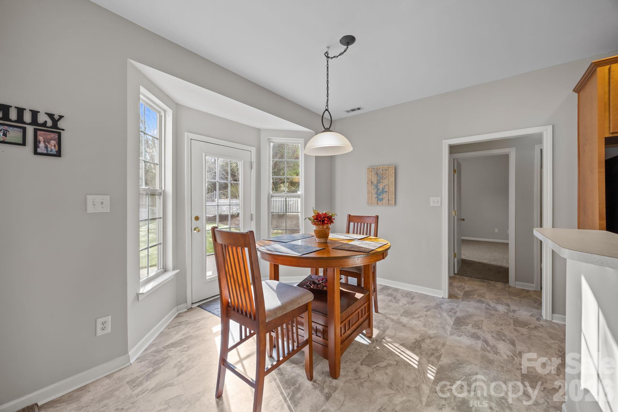124 Wedge View Way