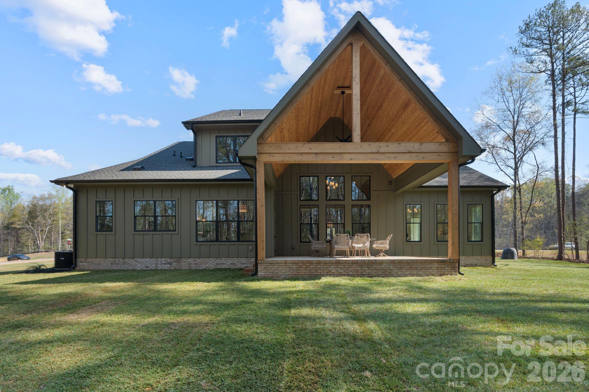 568 Longleaf Pine Lane