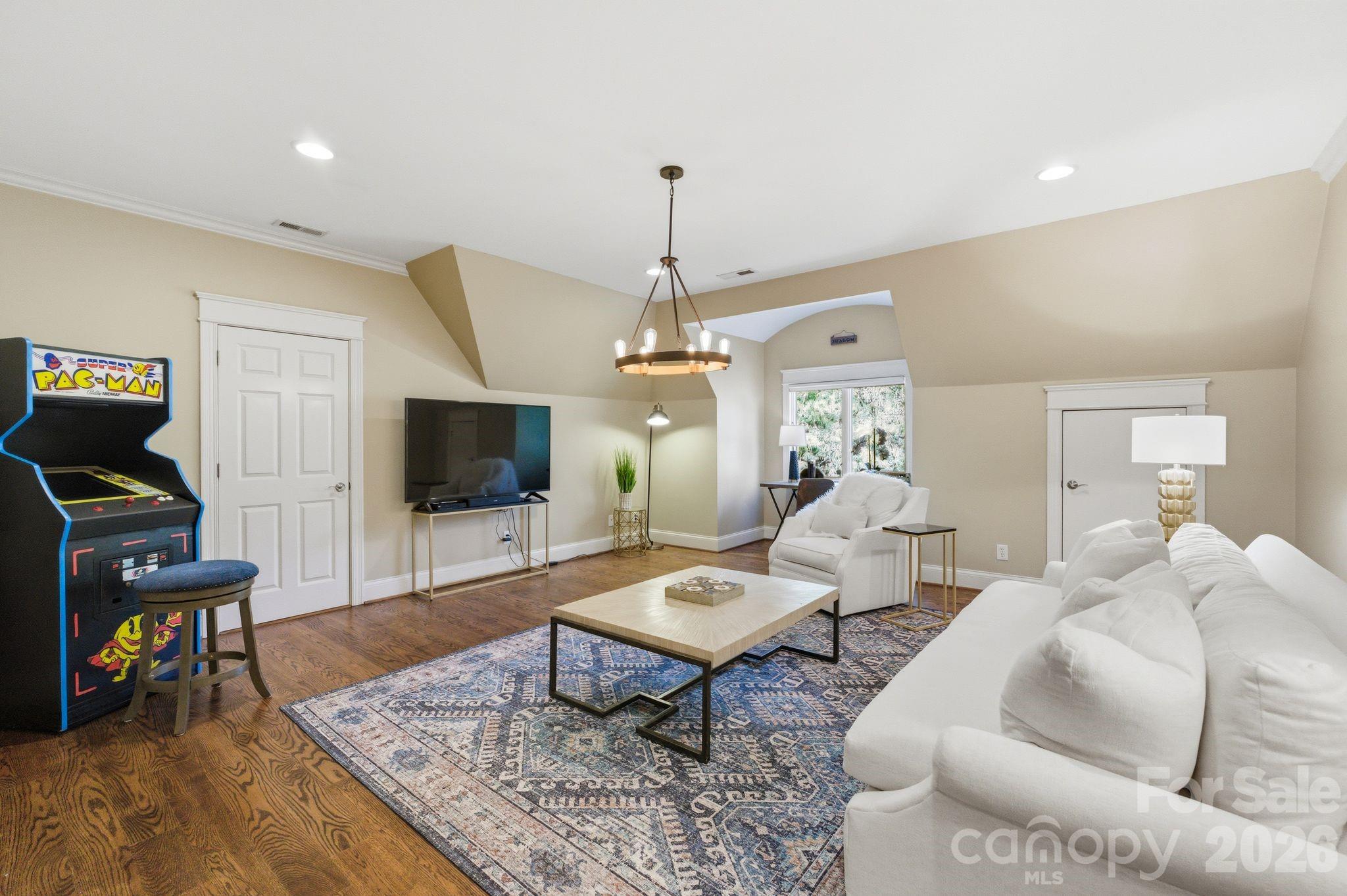 128 Brownstone Drive