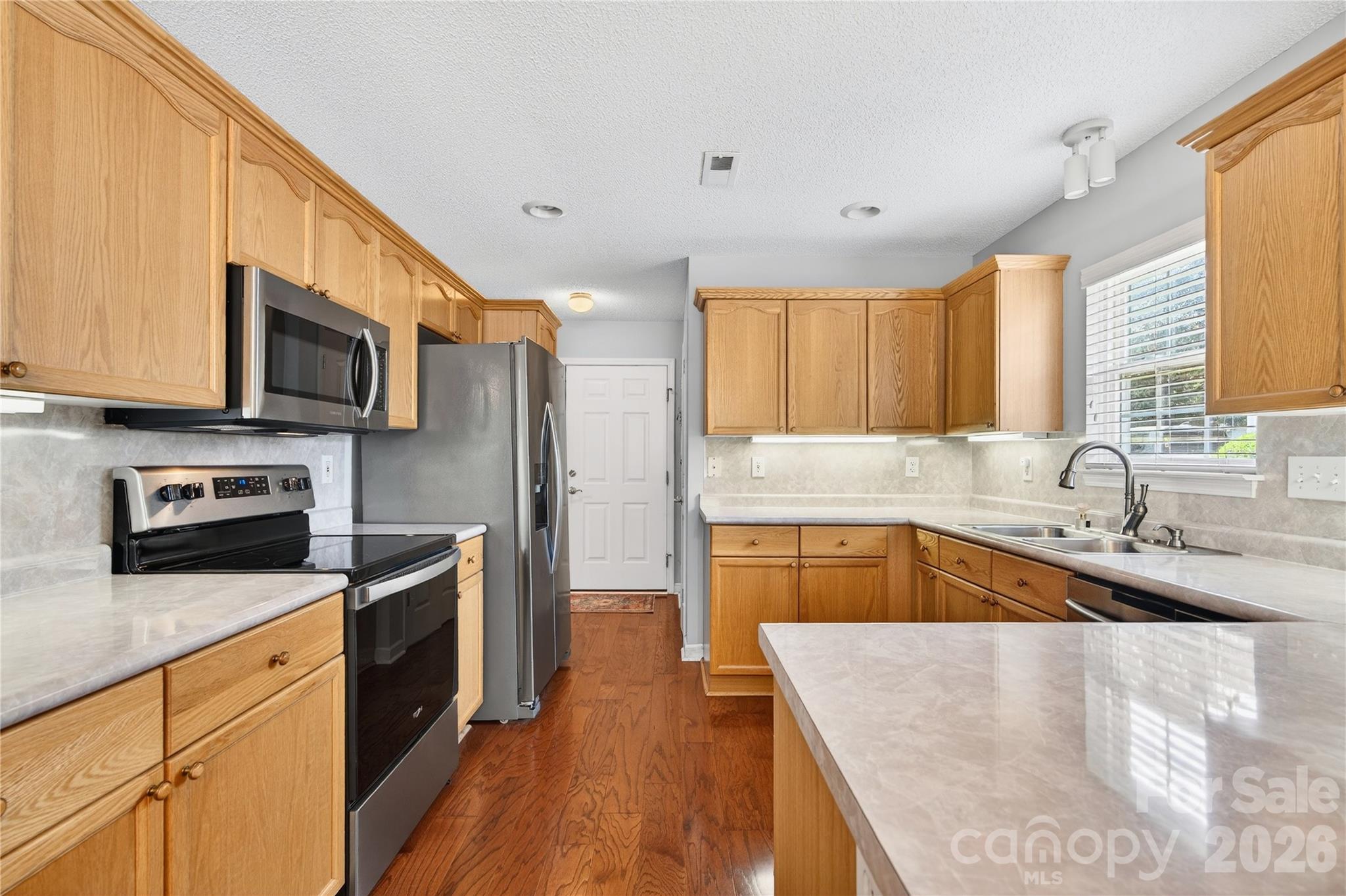 160 Oak Village Parkway