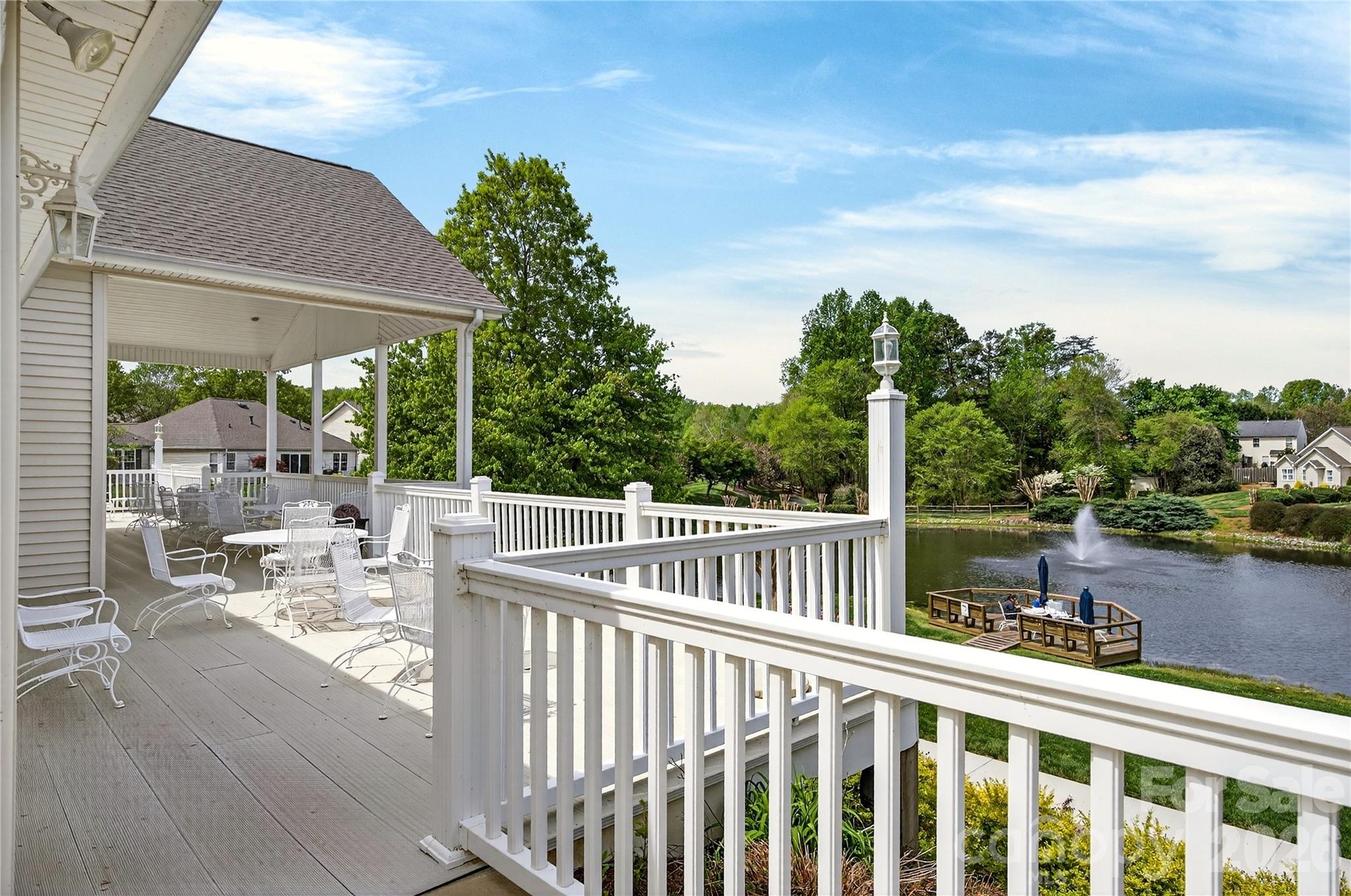 160 Oak Village Parkway