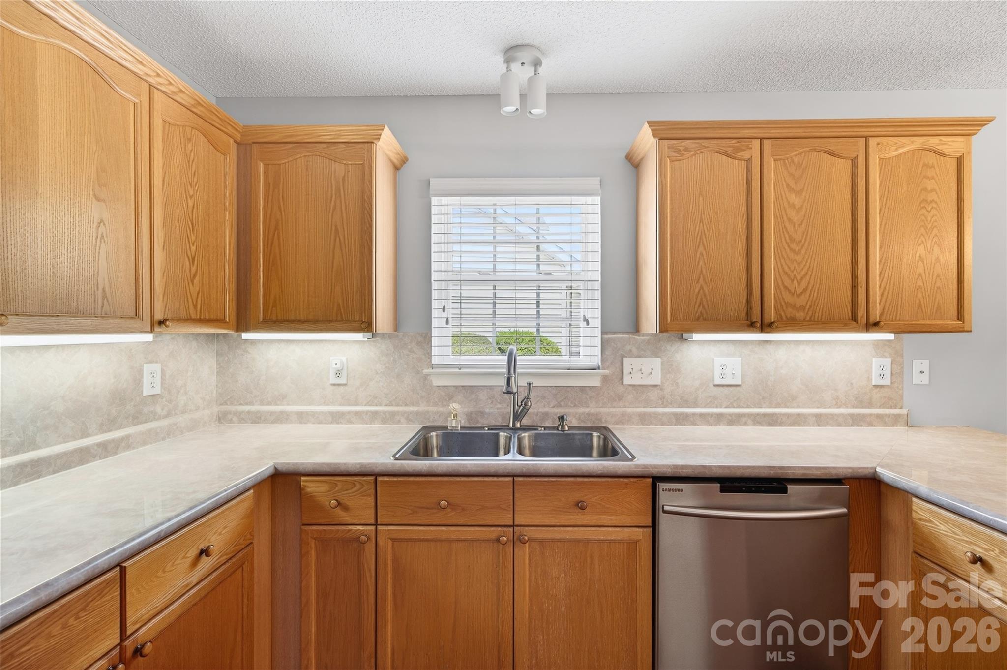 160 Oak Village Parkway