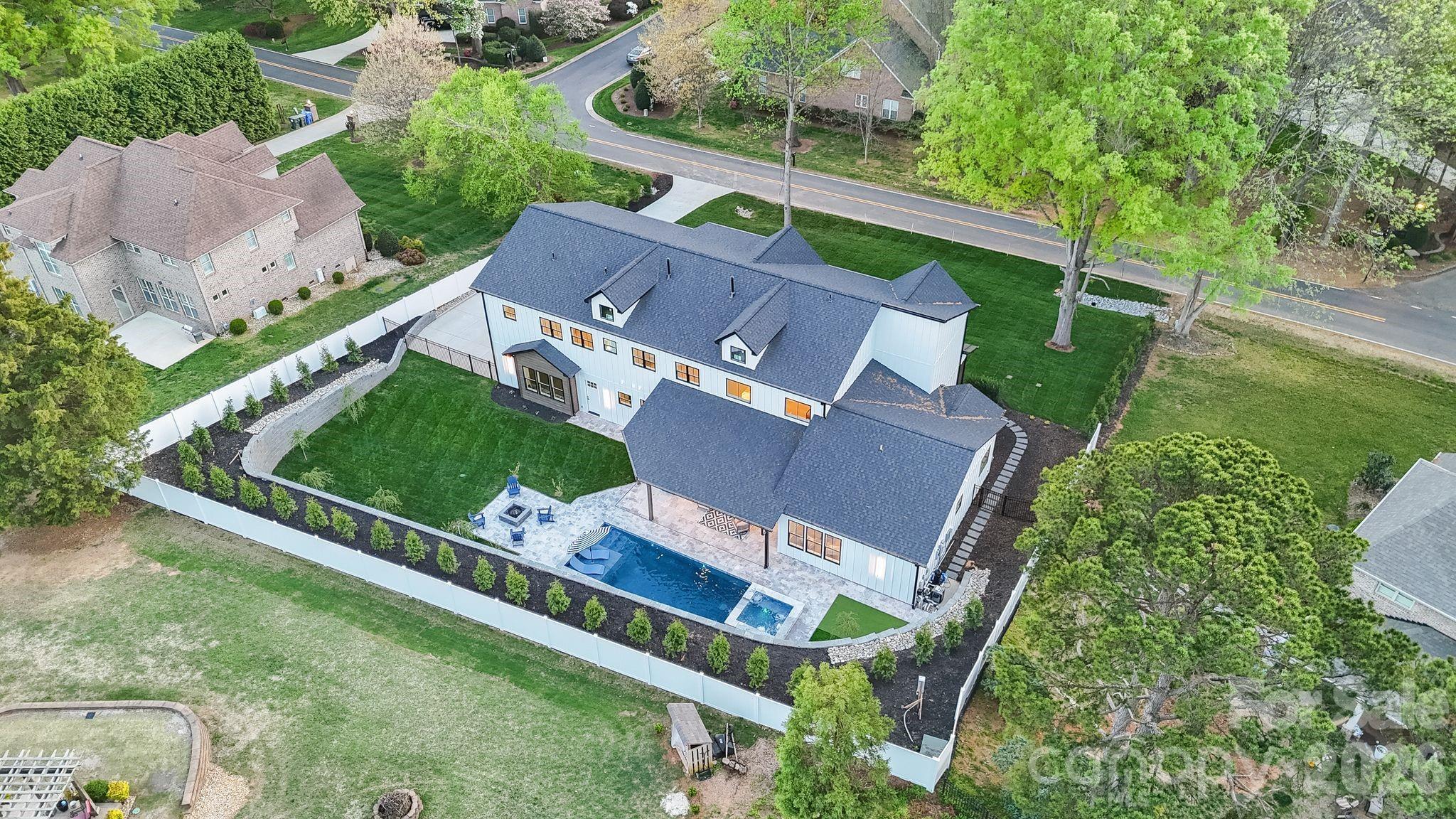 475 Canvasback Road
