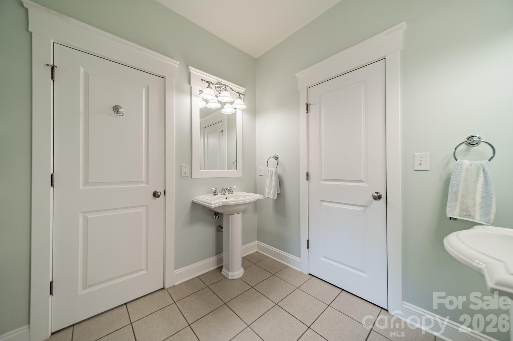 215 Freshwater Lane
