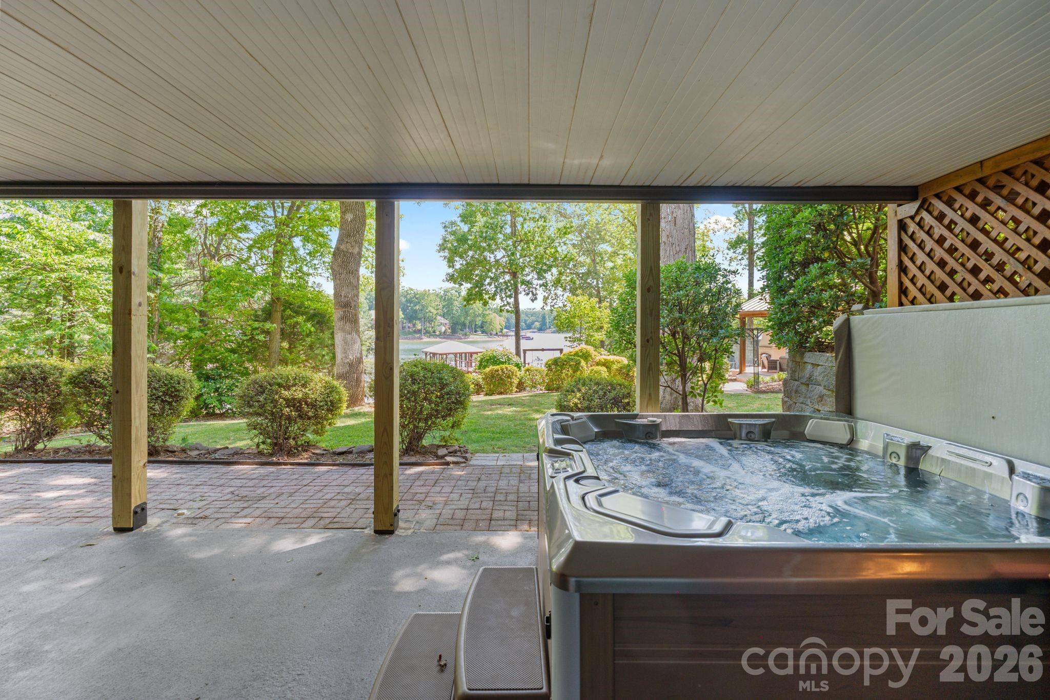 450 Greenbay Road