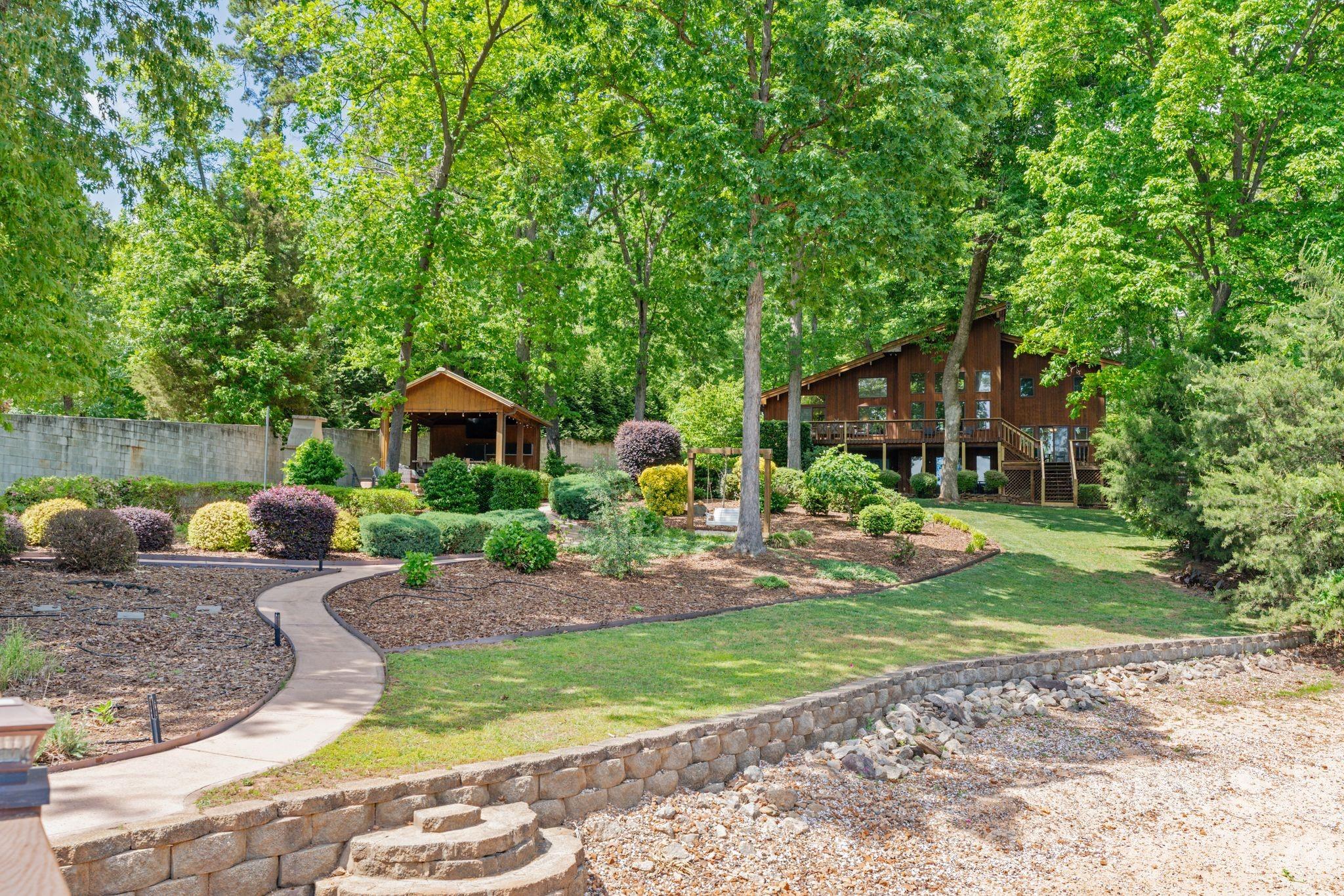 450 Greenbay Road