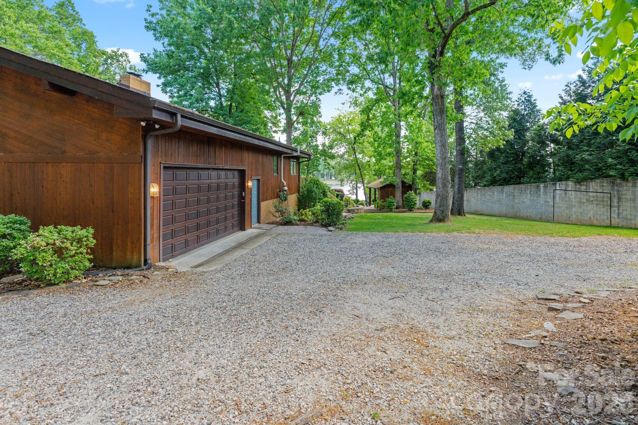 450 Greenbay Road