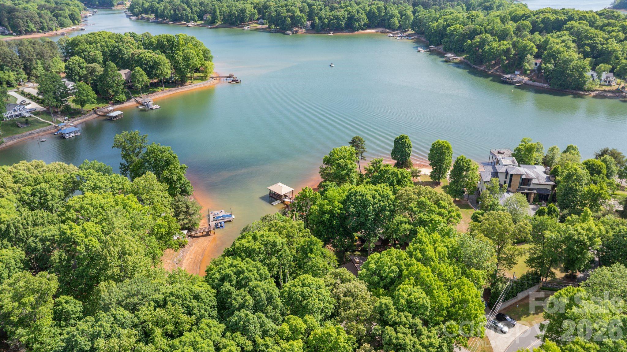 450 Greenbay Road