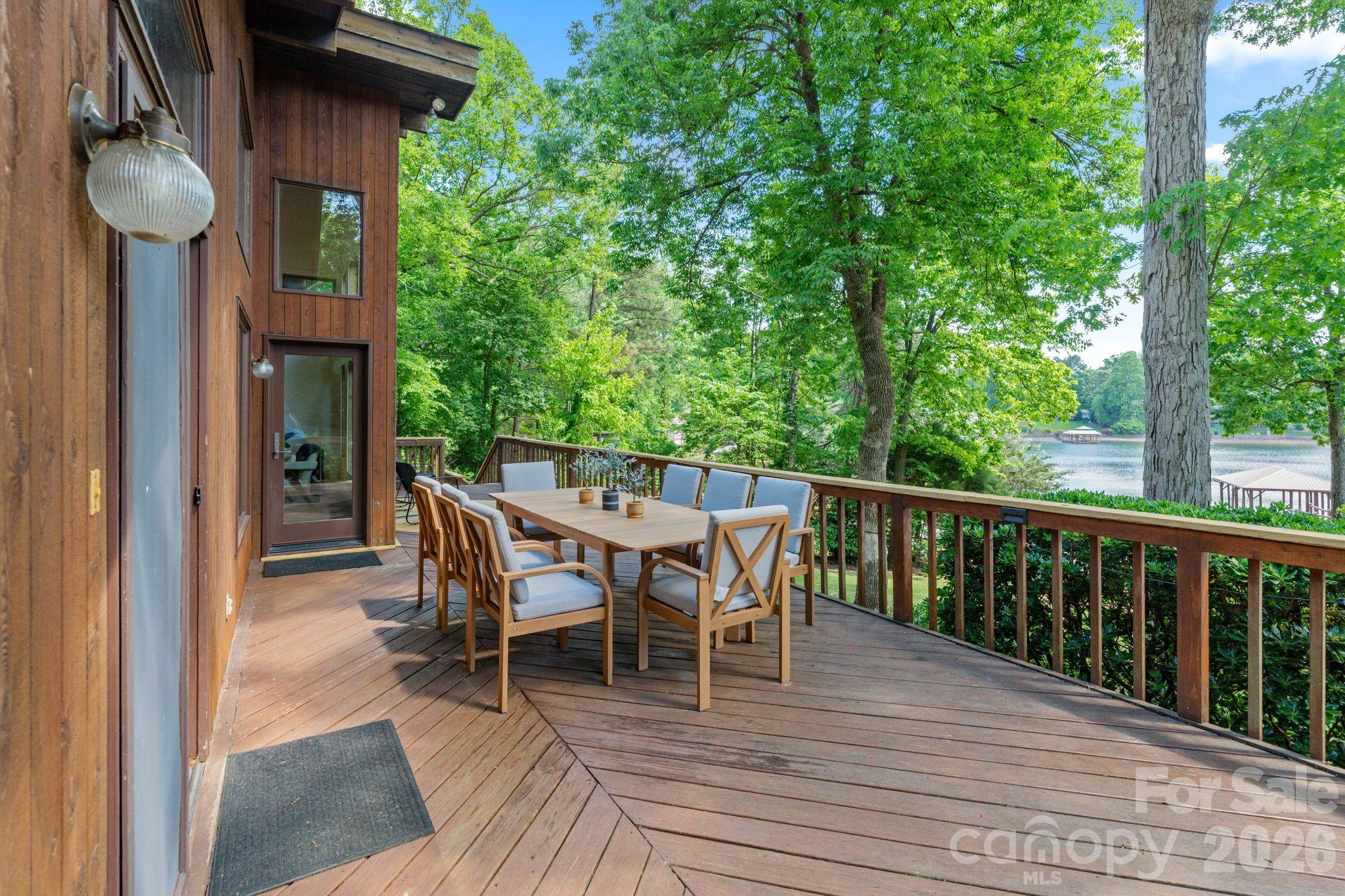 450 Greenbay Road