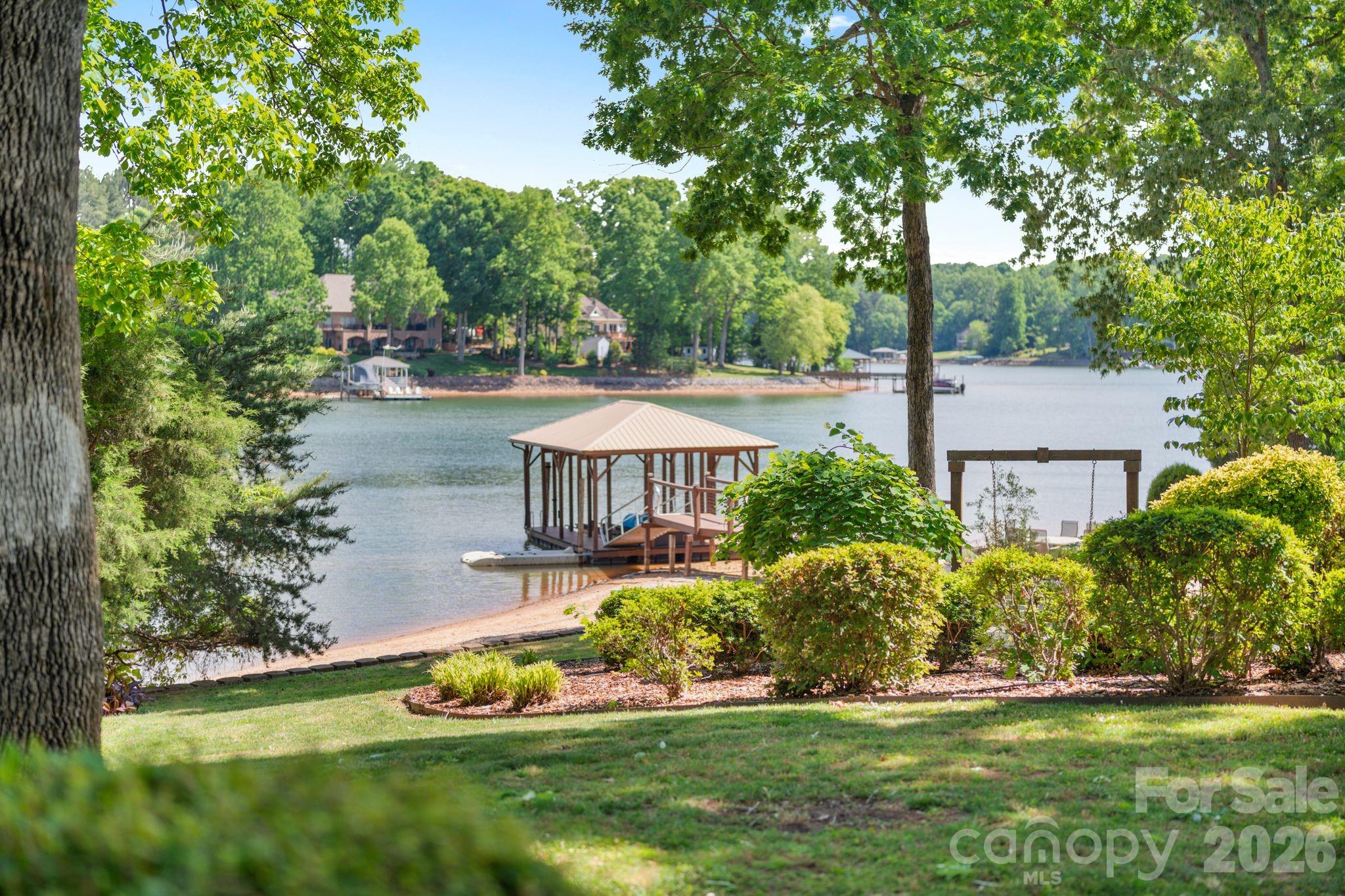 450 Greenbay Road