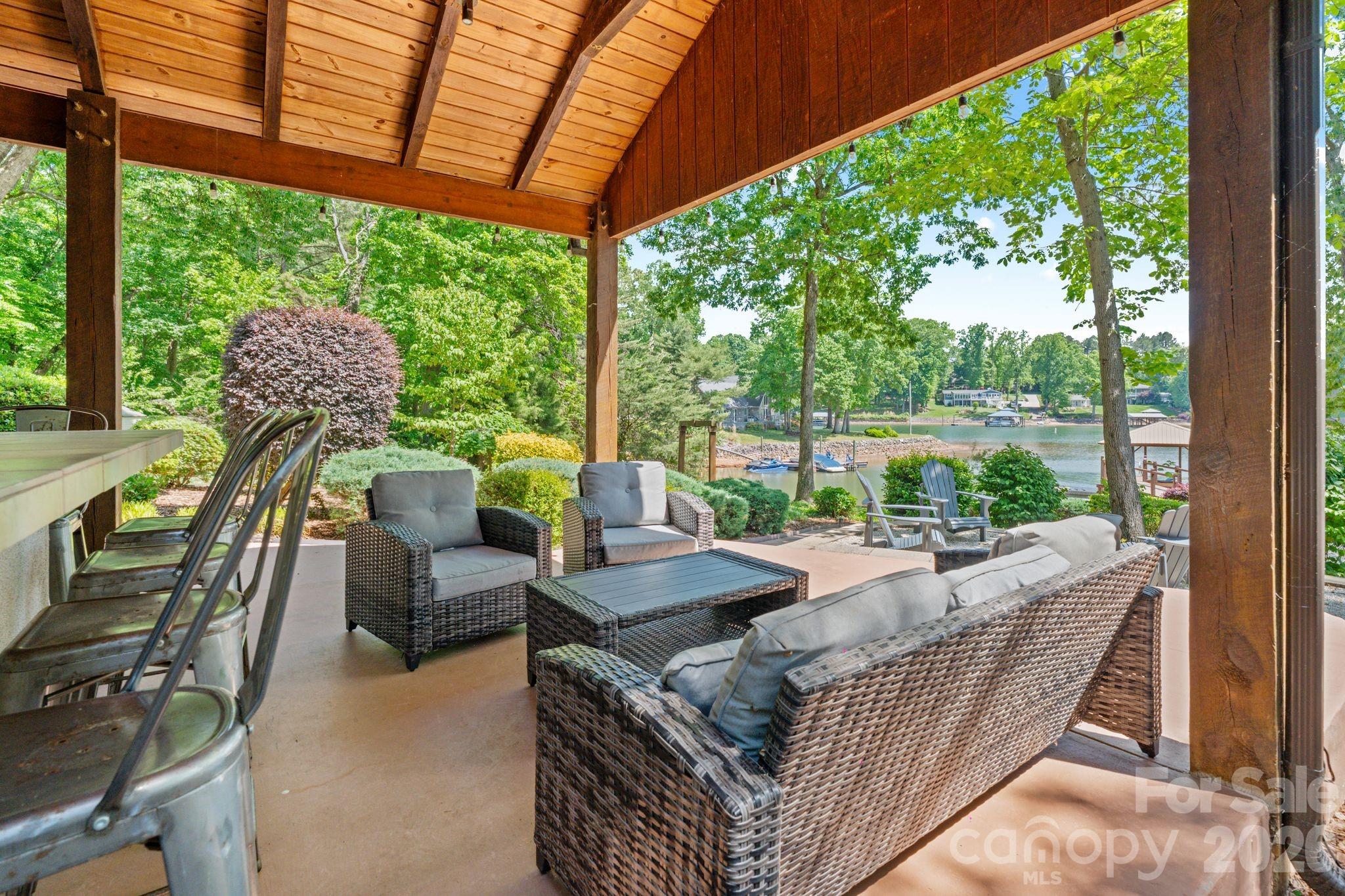450 Greenbay Road
