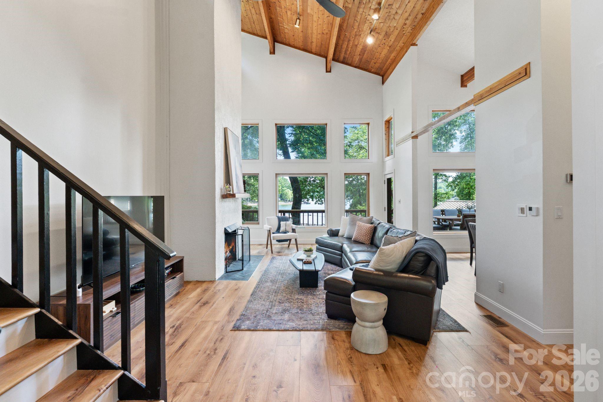 450 Greenbay Road