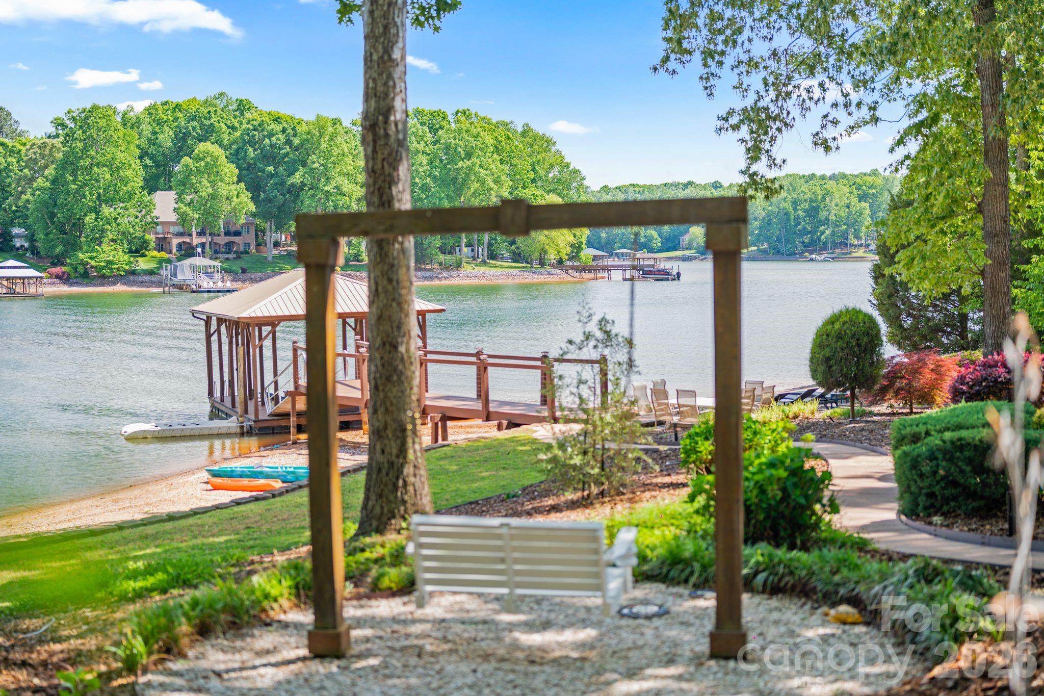 450 Greenbay Road