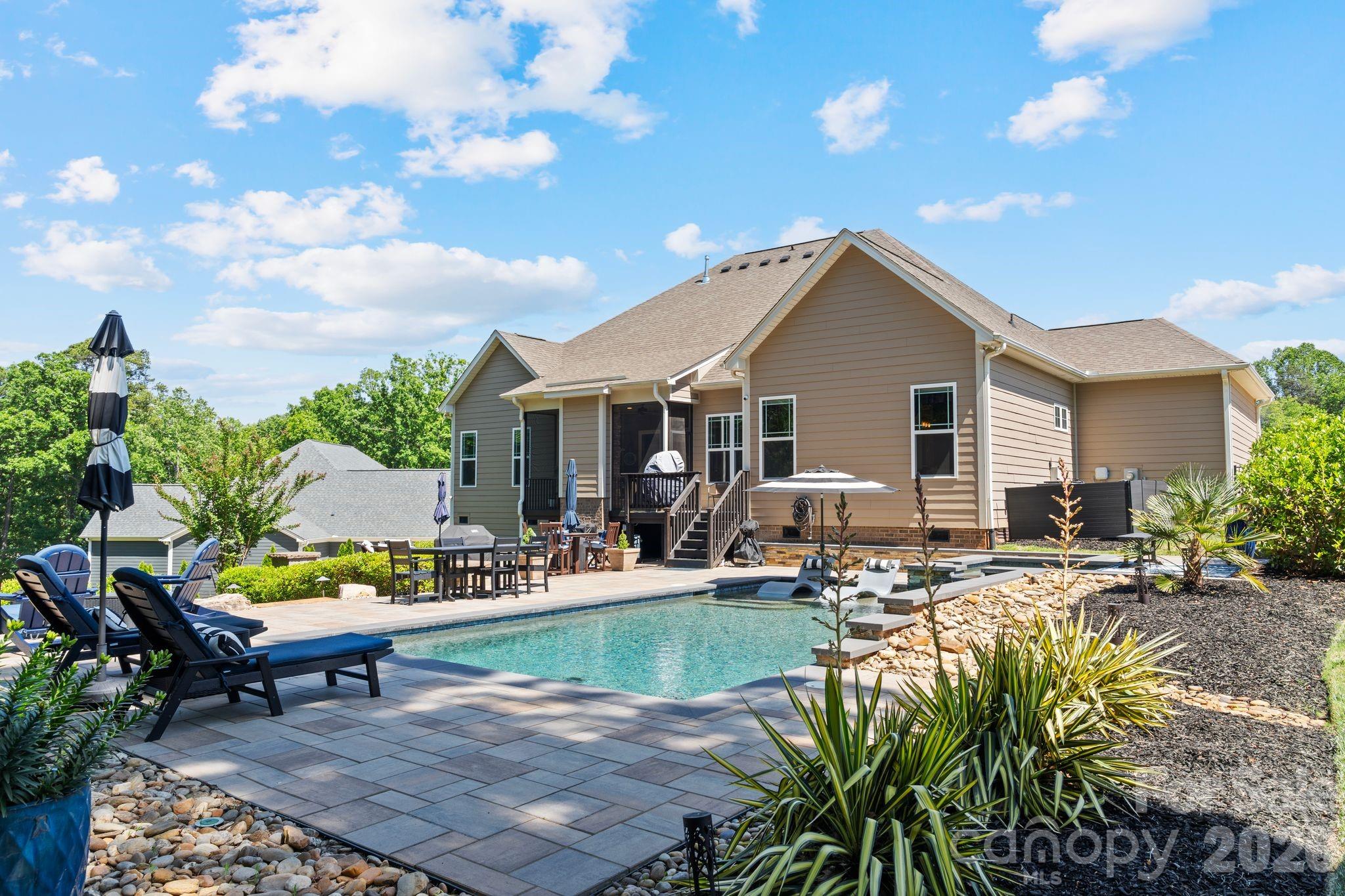 115 Hillside Cove Court