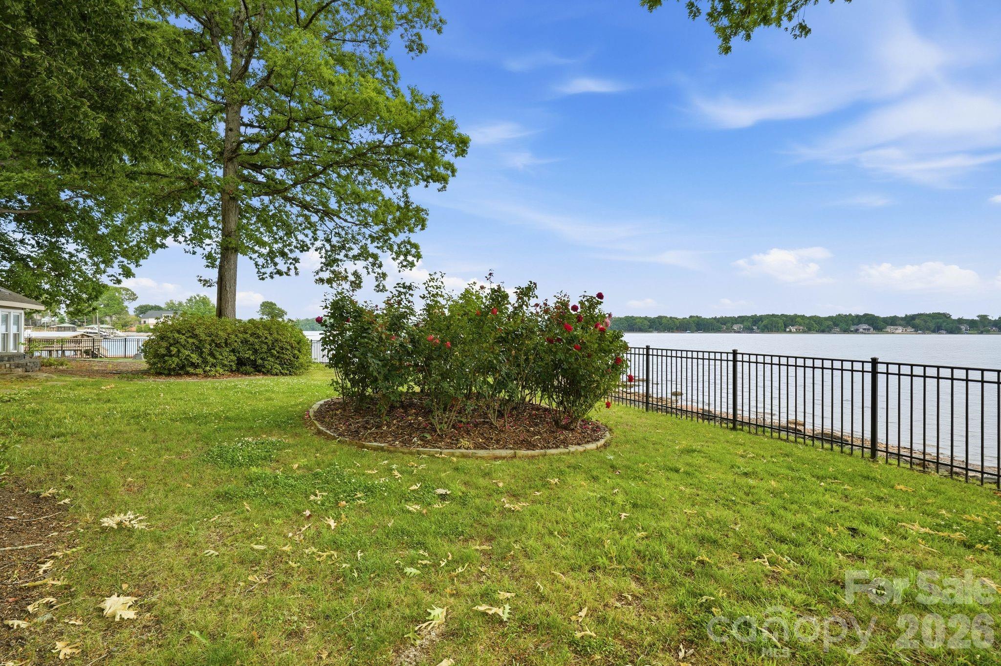 3725 Kingfisher Lane