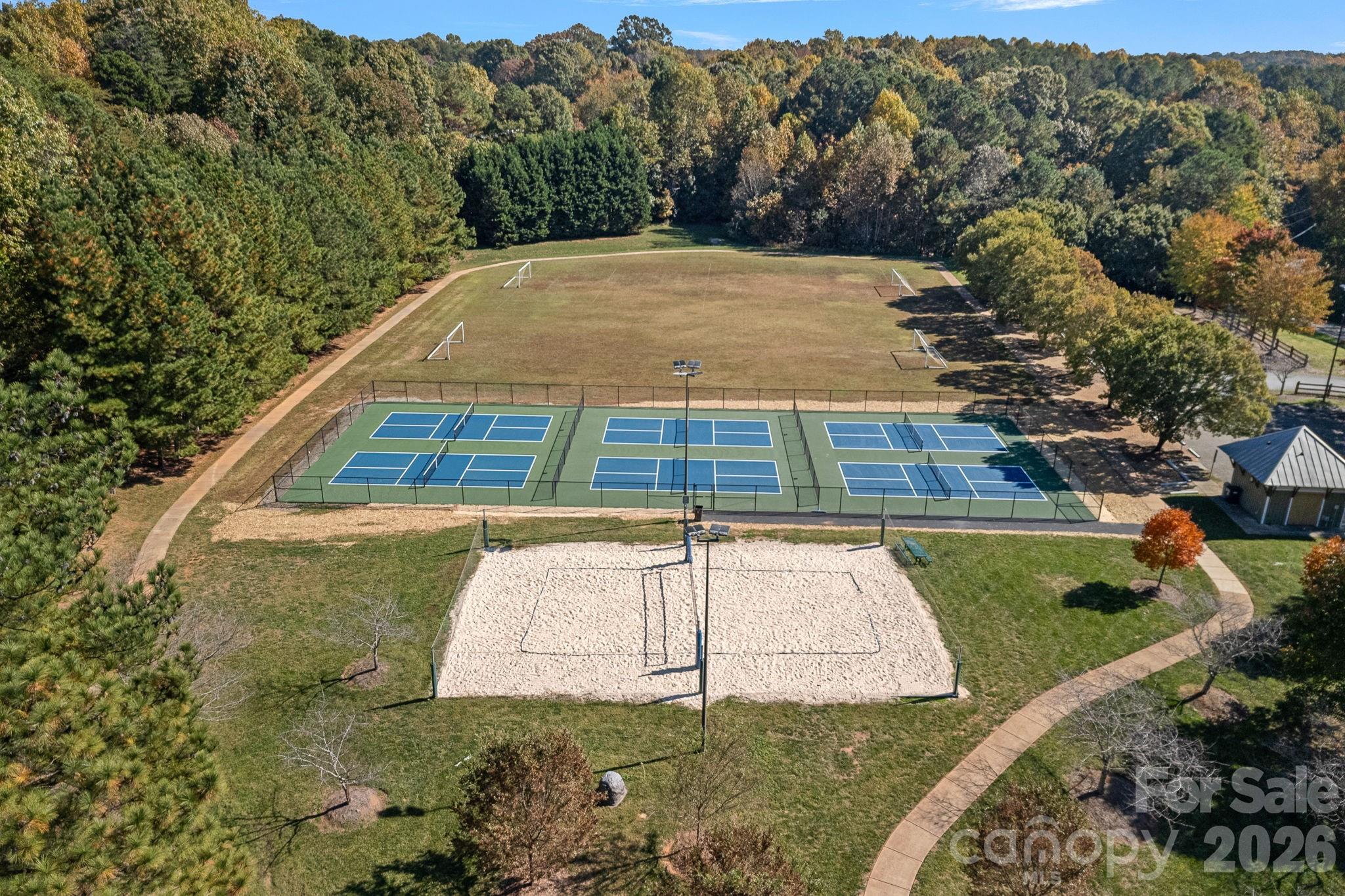 121 Willow Bend Court