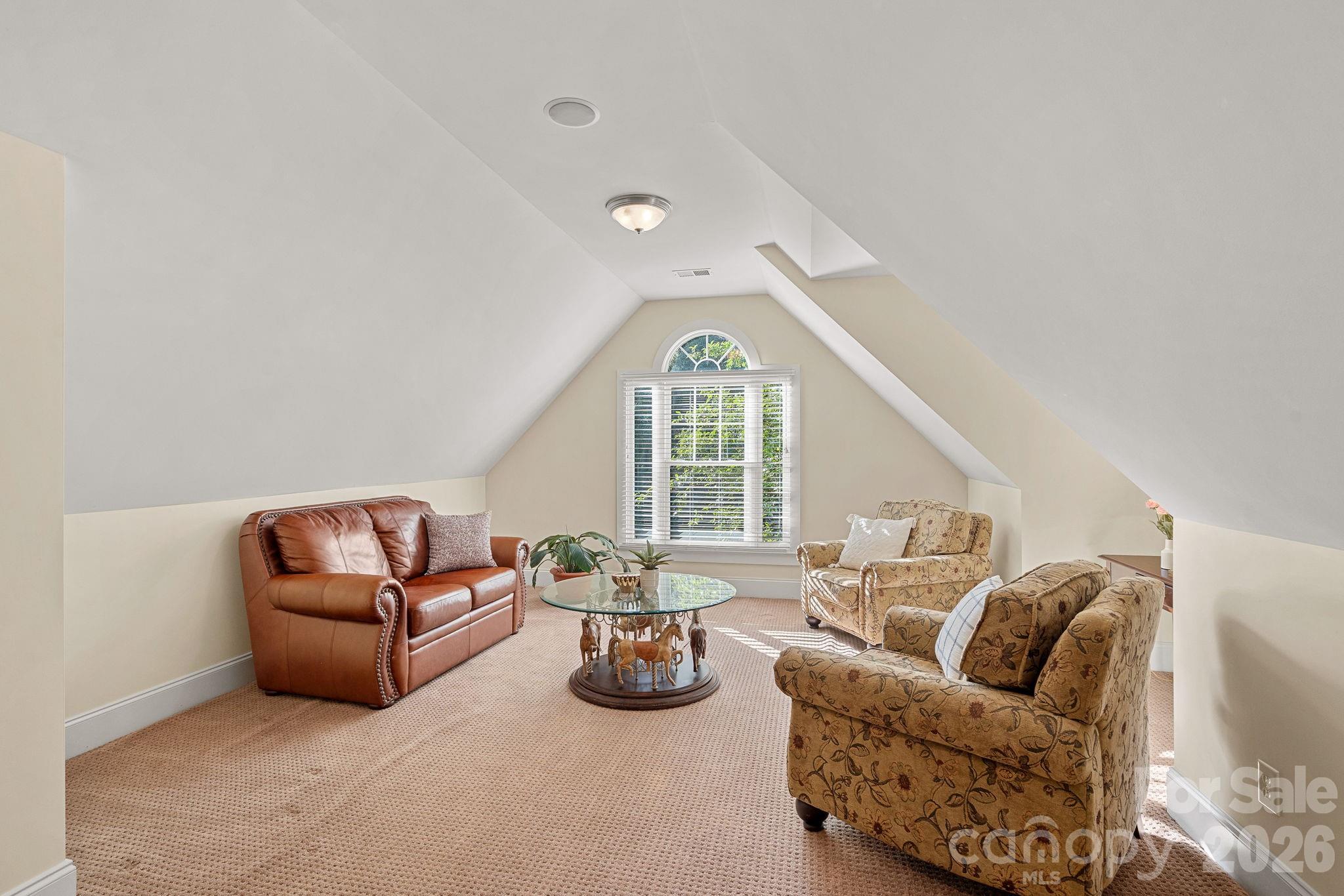 121 Willow Bend Court