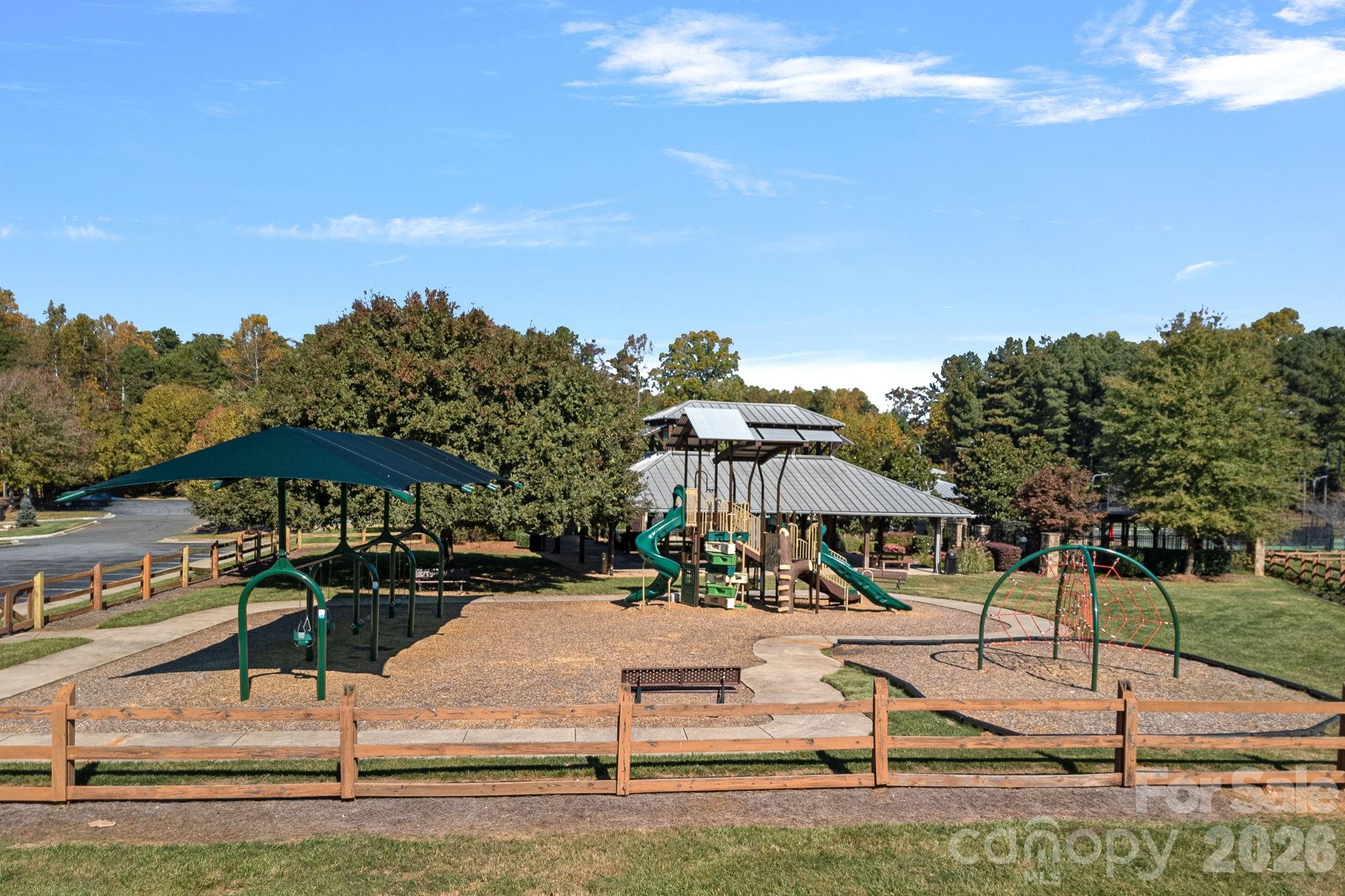 121 Willow Bend Court