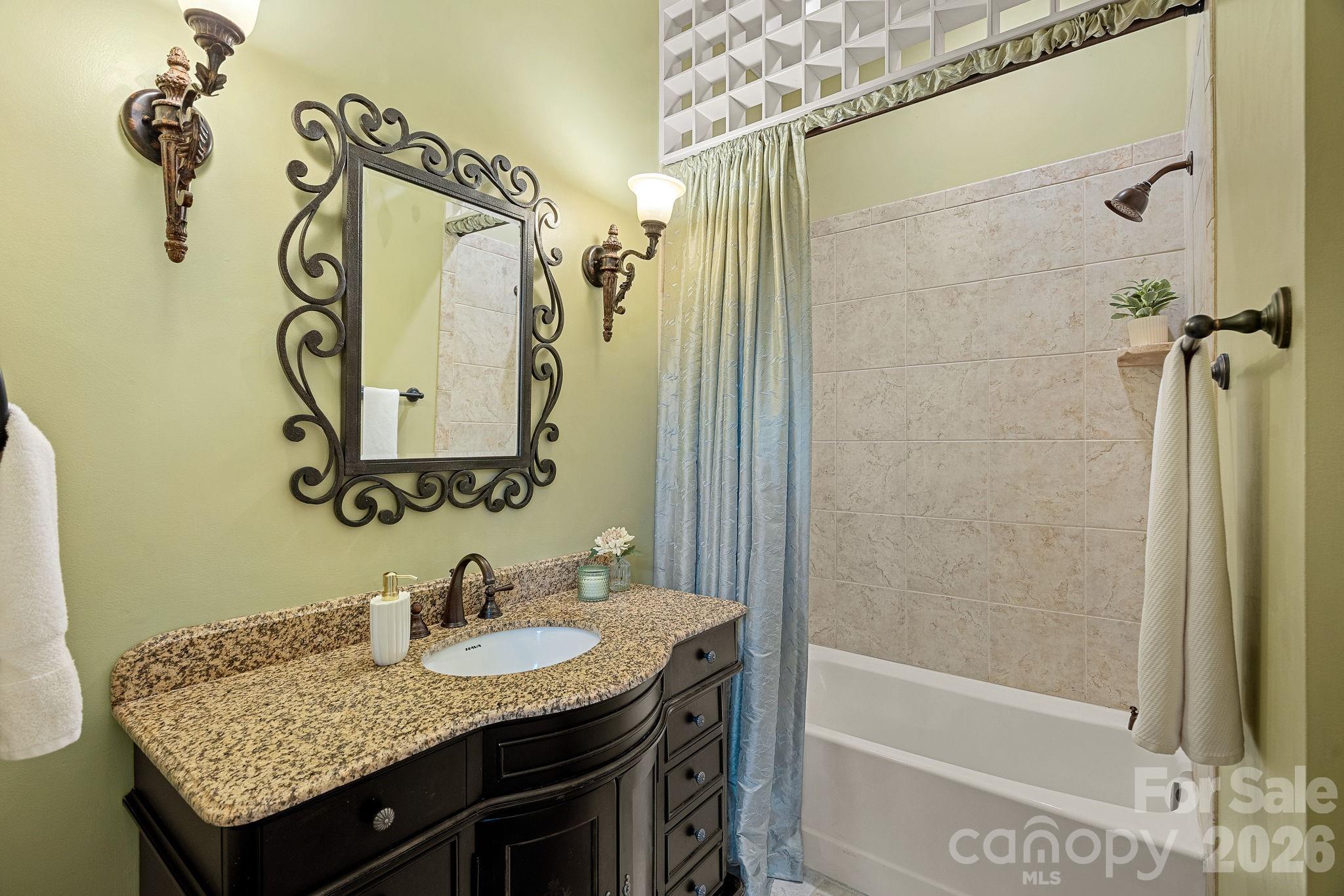 121 Willow Bend Court