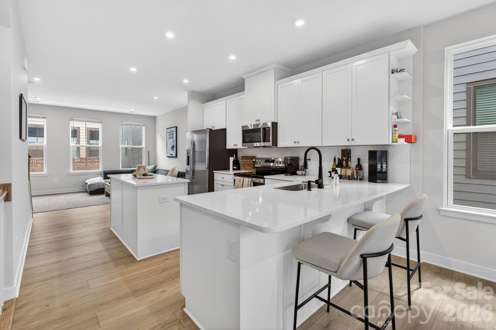 6019 Fonsac Lane Unit: 2007A