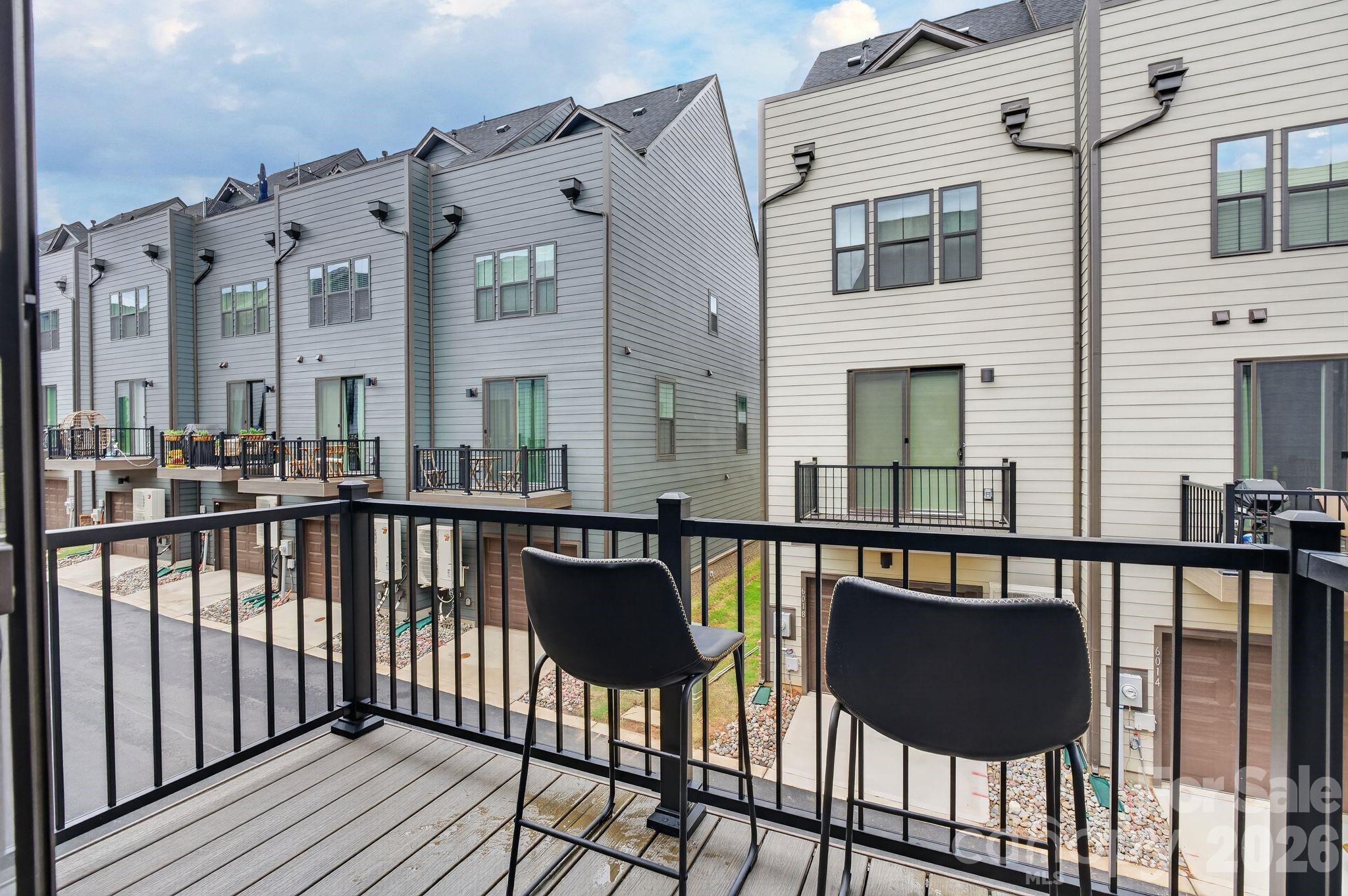 6019 Fonsac Lane Unit: 2007A