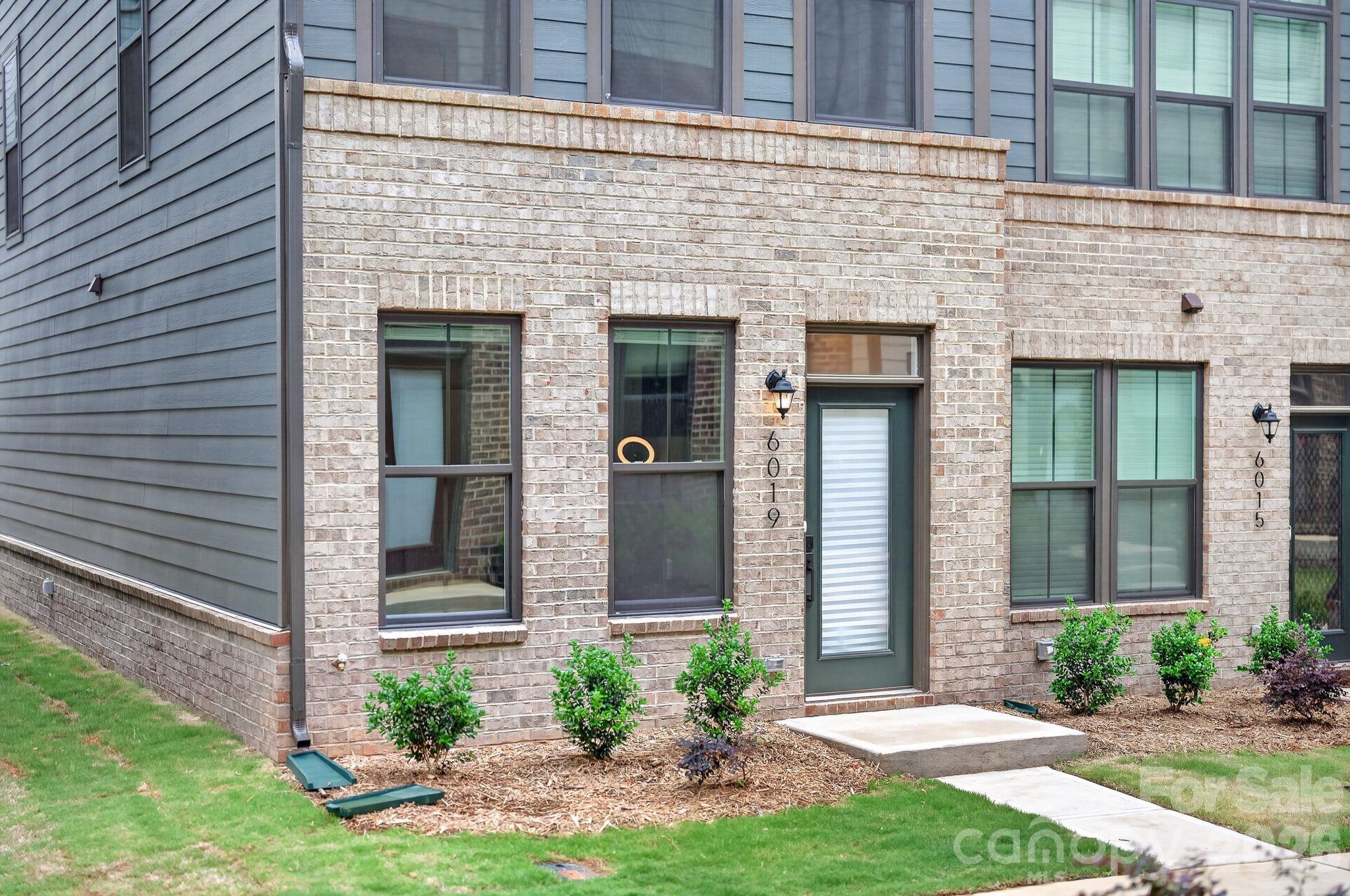 6019 Fonsac Lane Unit: 2007A