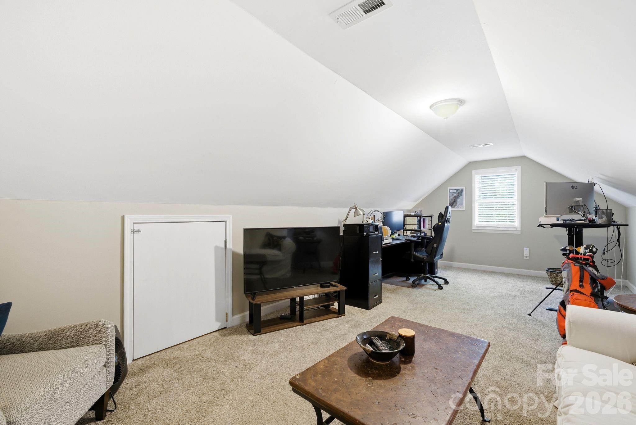 6217 Eagle Claw Court