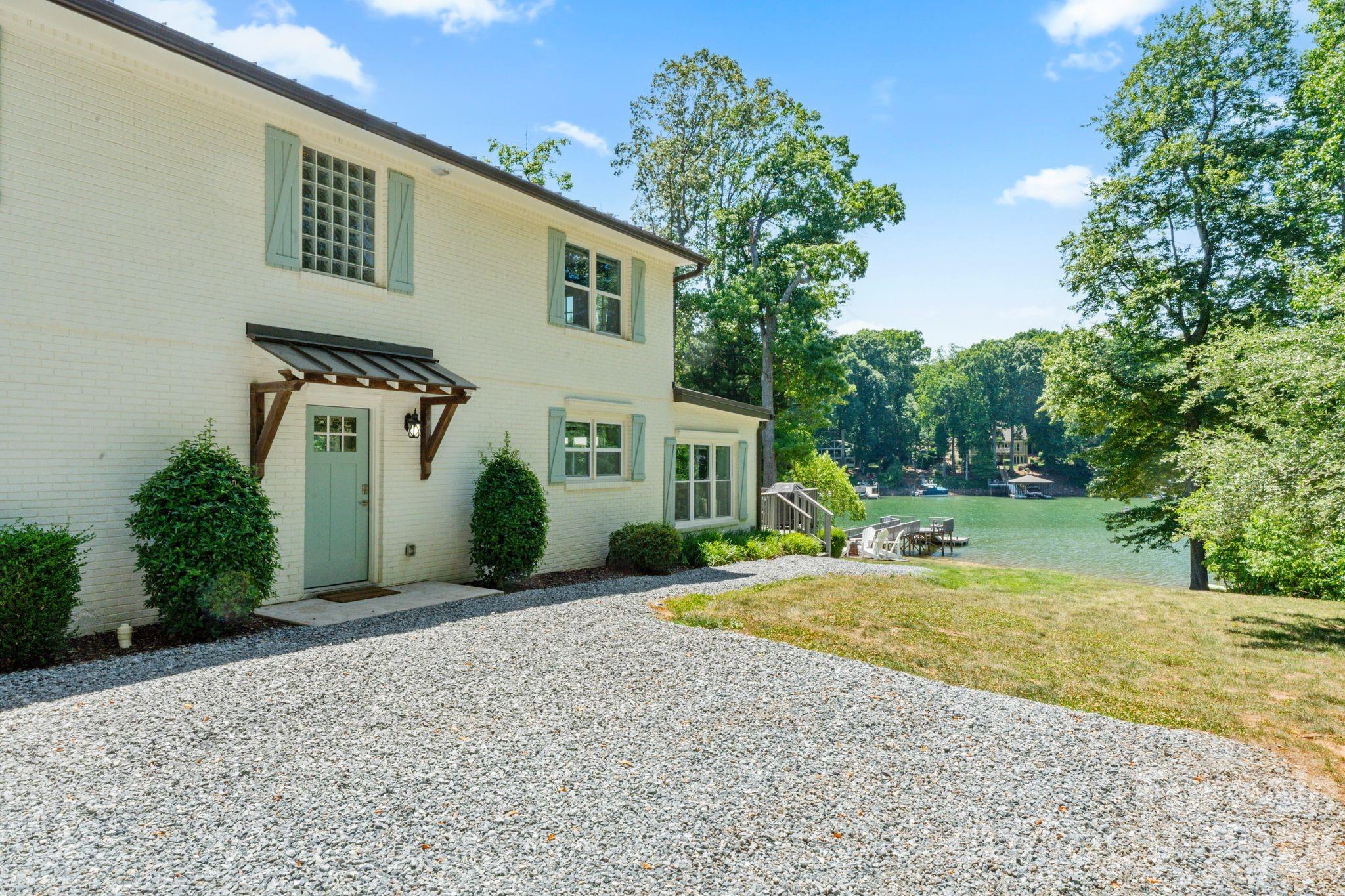 383 Sundown Road