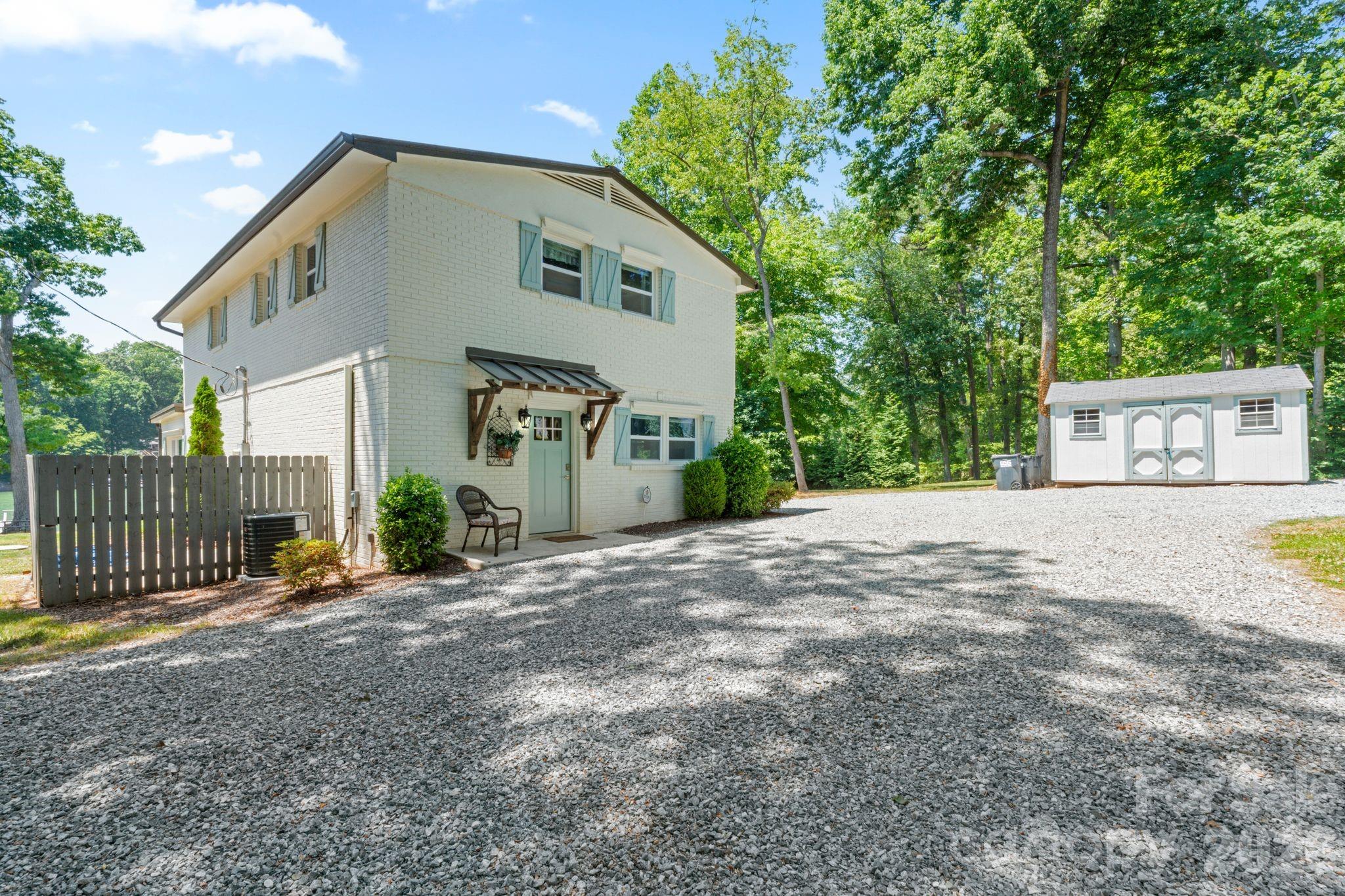 383 Sundown Road