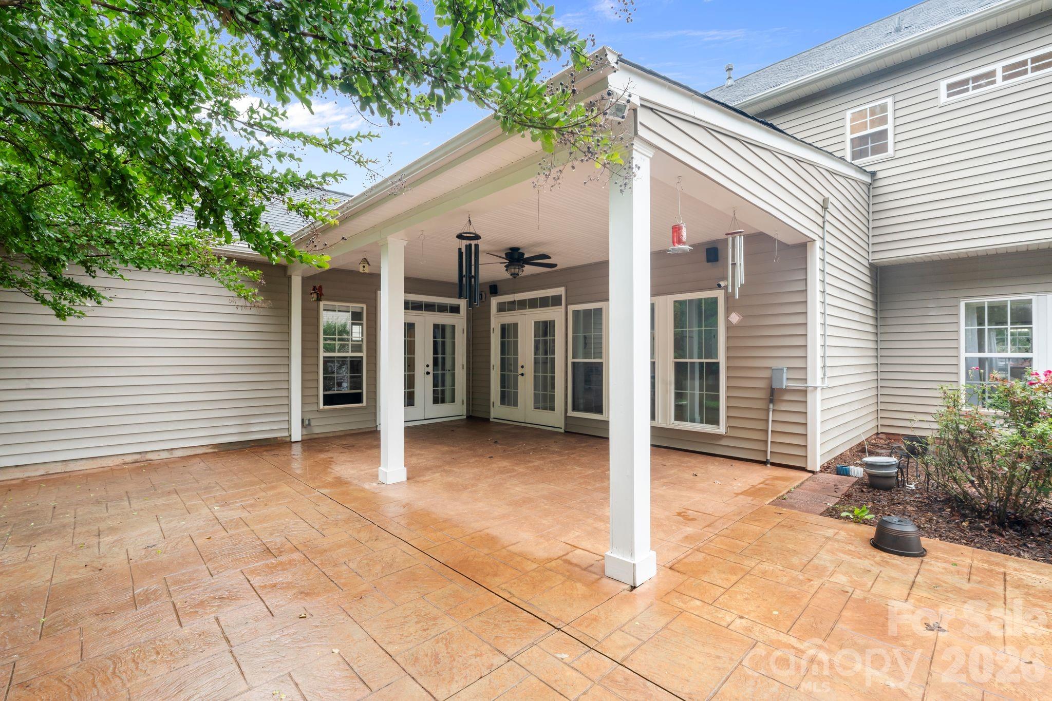 2435 Smith Cove Road