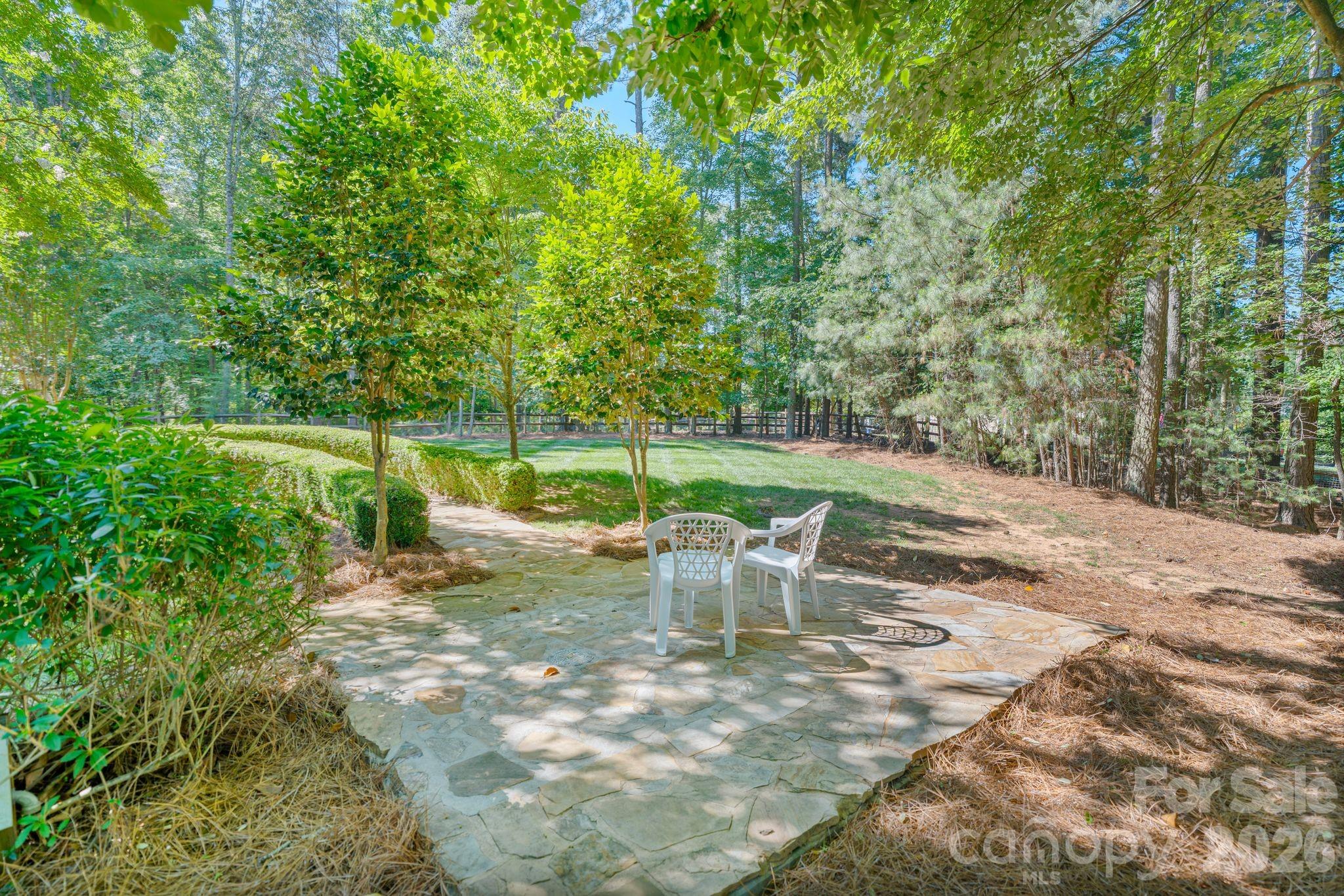 108 Broadview Circle