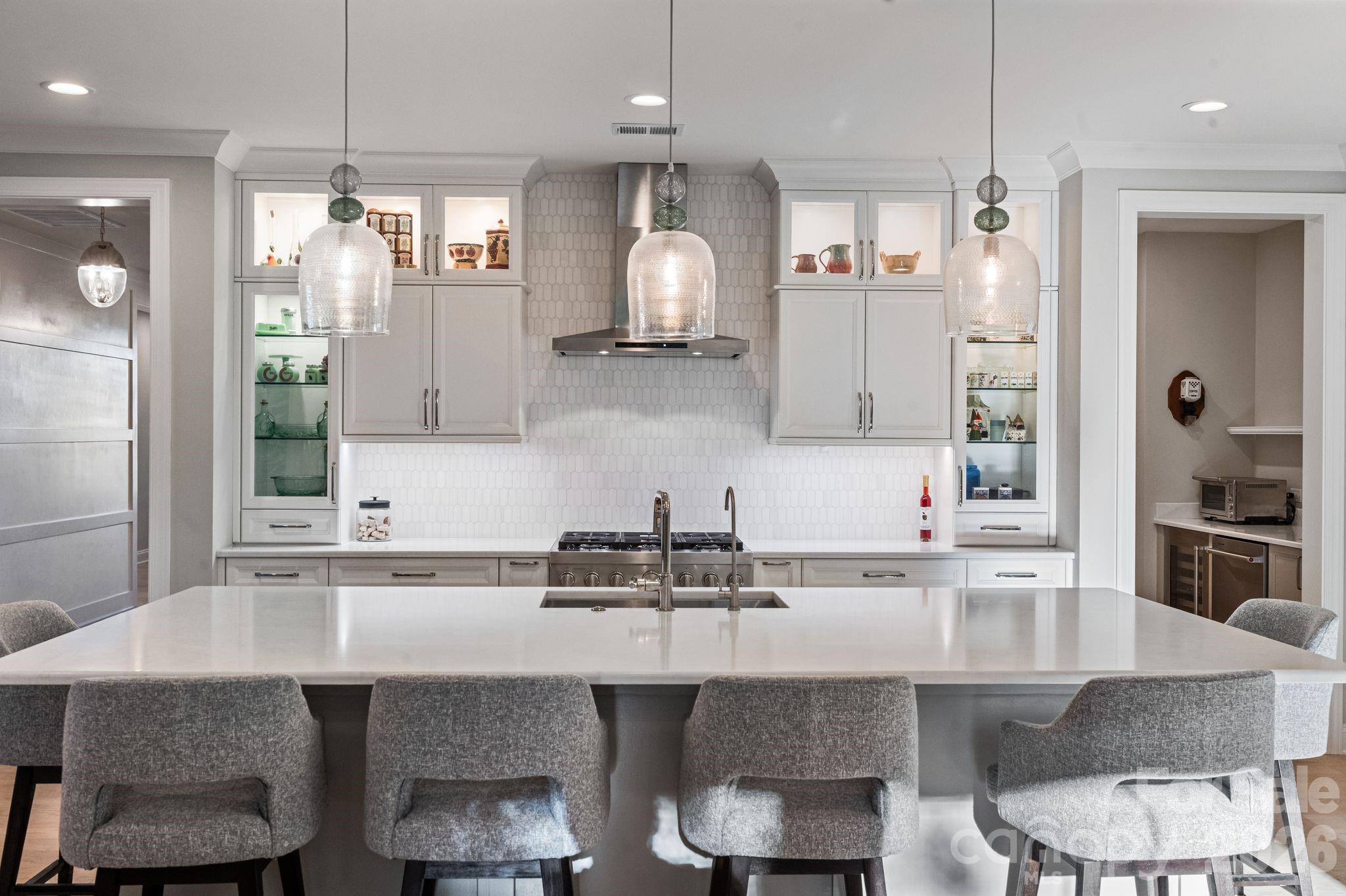 13212 Oak Farm Lane