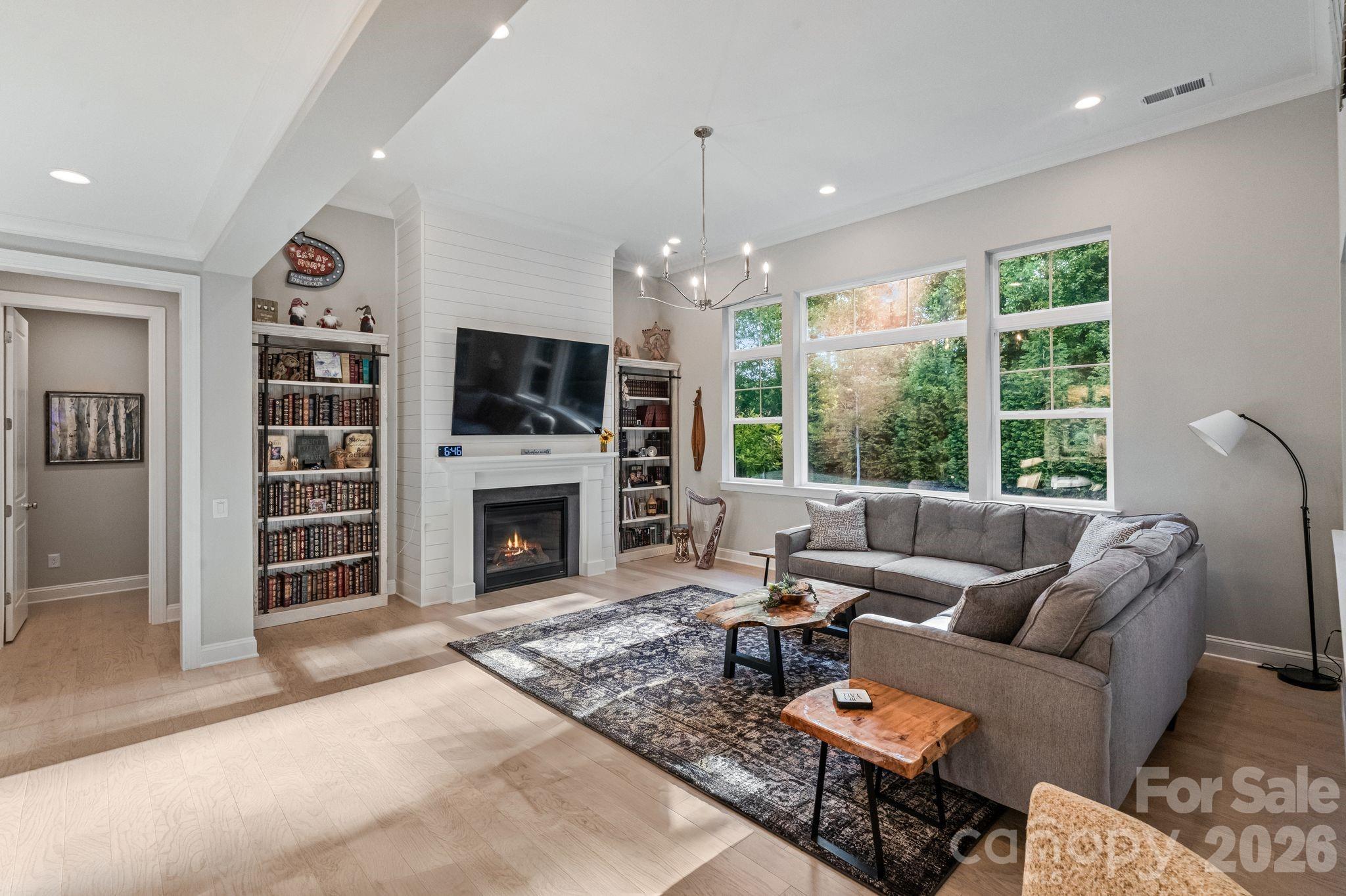 13212 Oak Farm Lane