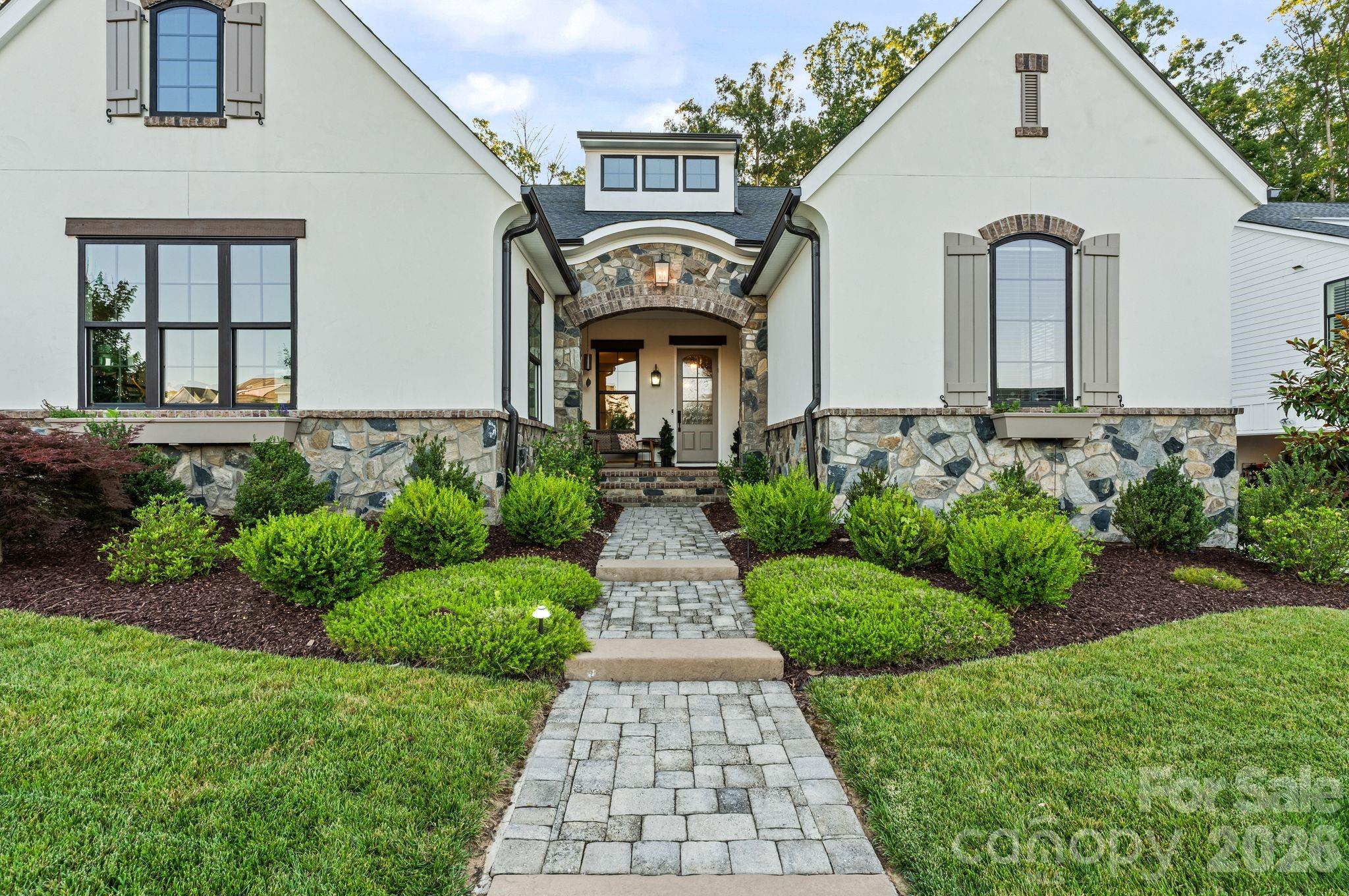 13212 Oak Farm Lane