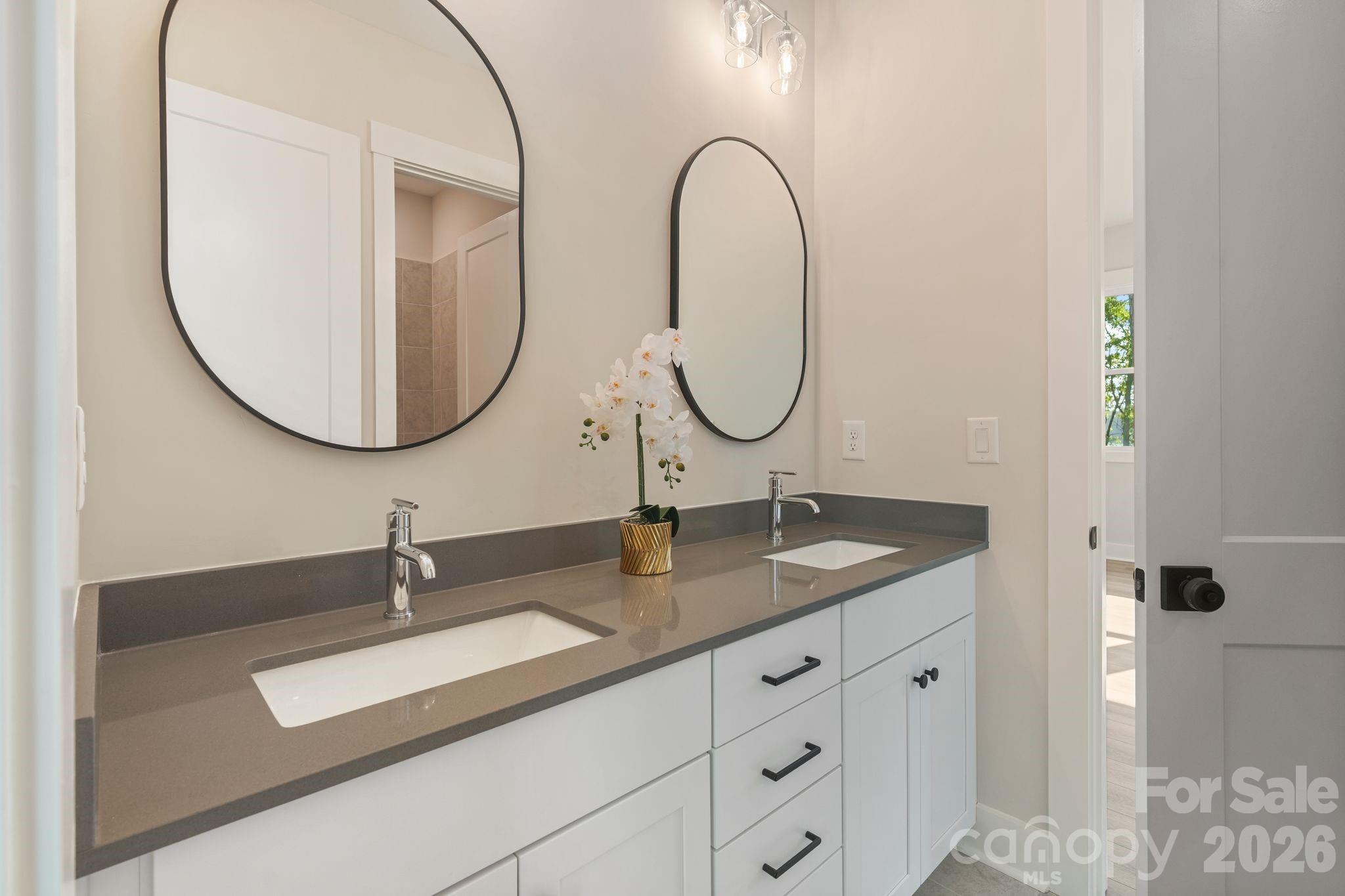 4531 Splash Trail