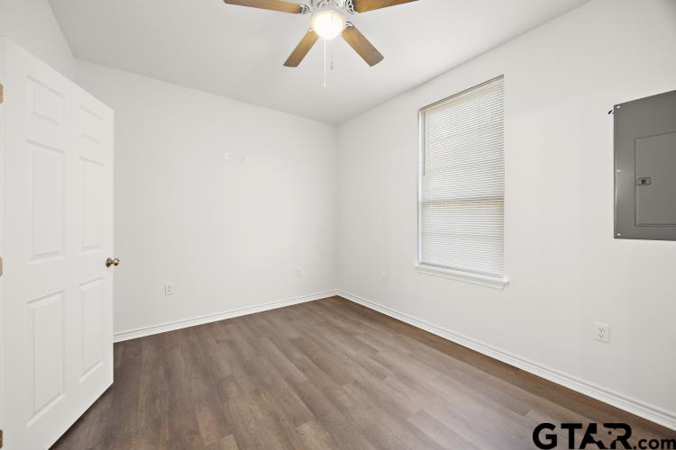 506 Neches St.