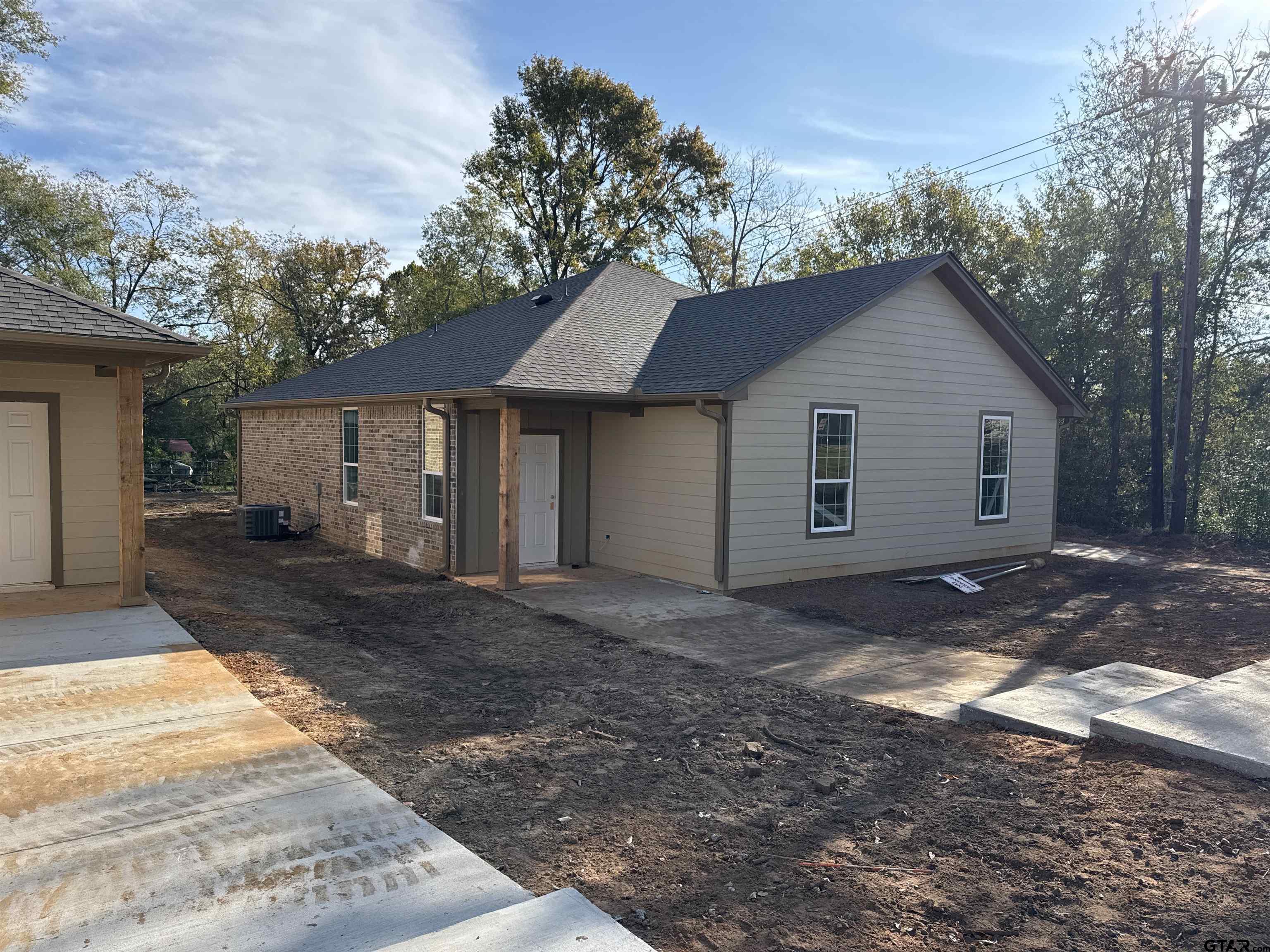 506 Neches St.