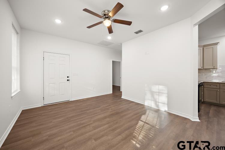 506 Neches St.