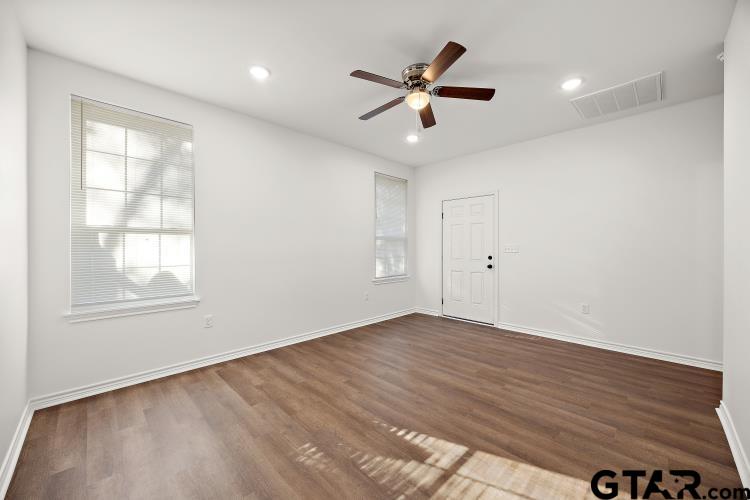 506 Neches St.