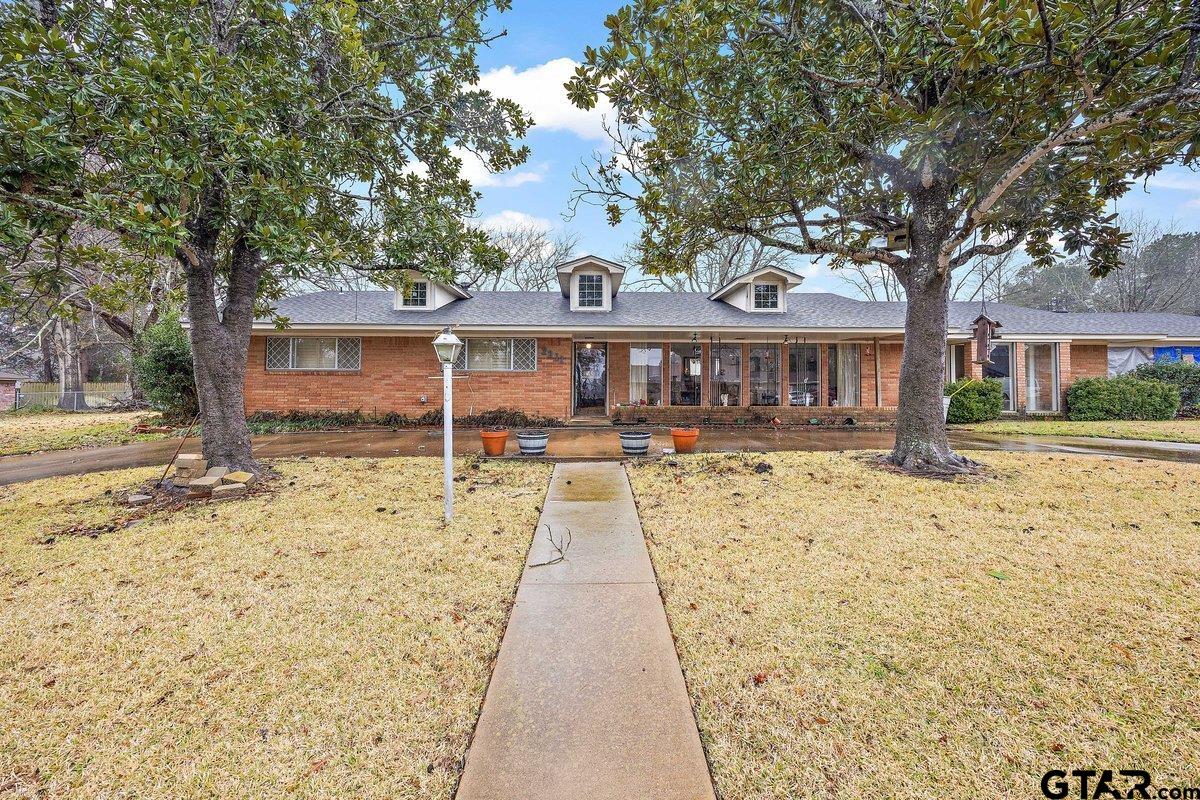 2311 Briarwood Drive