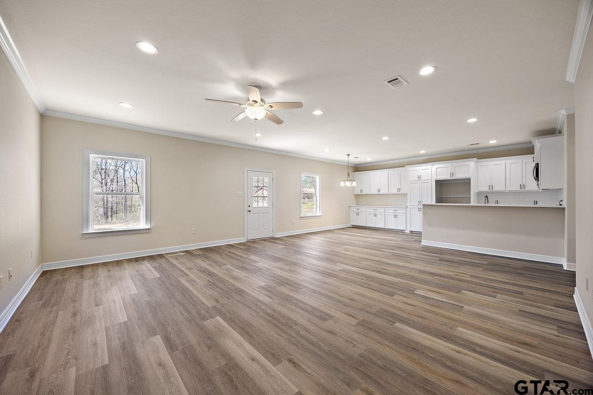 150 S Easy Street